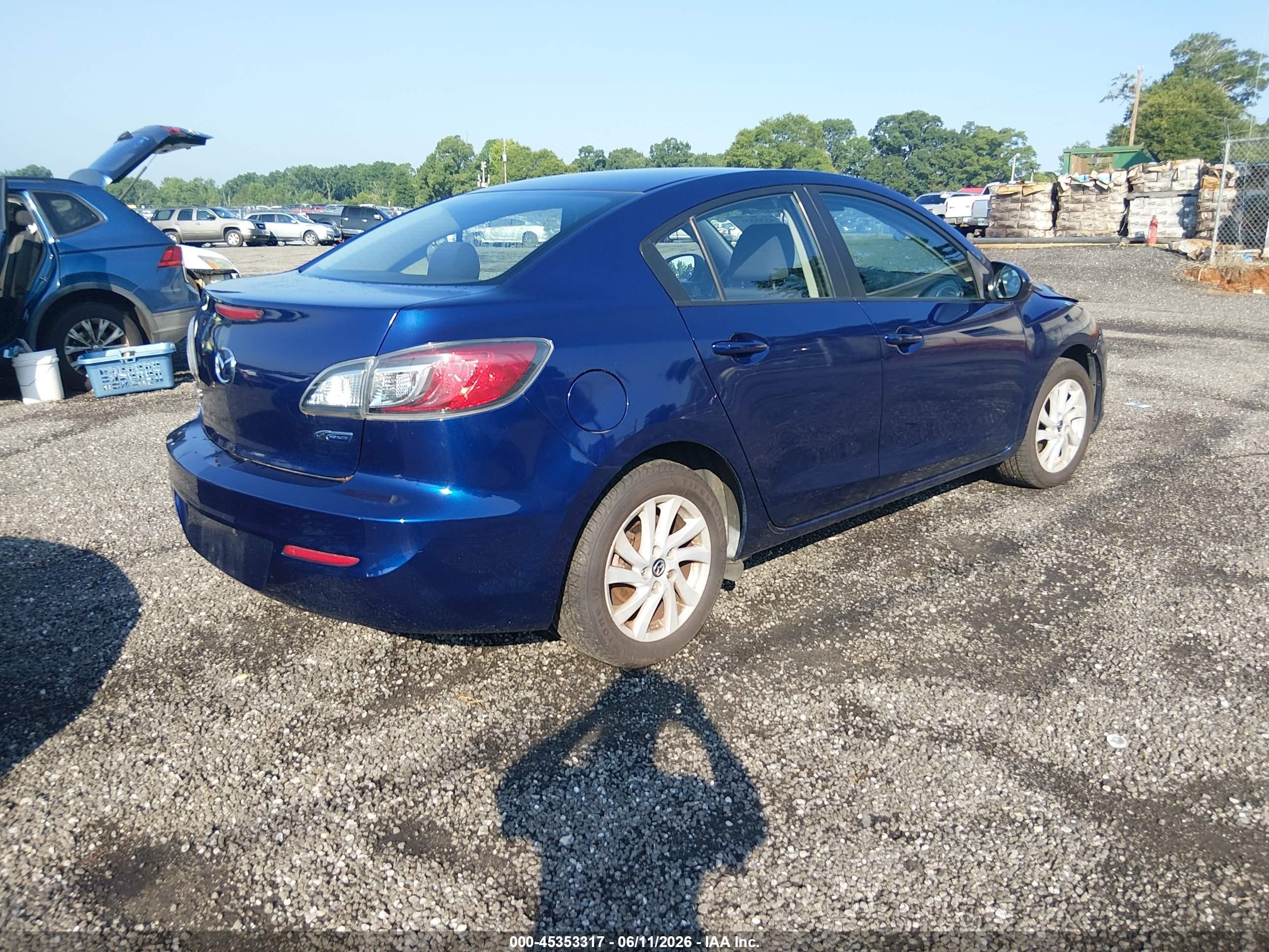 2013 Mazda Mazda3 I Touring Dark Blue vin: JM1BL1VP4D1789734