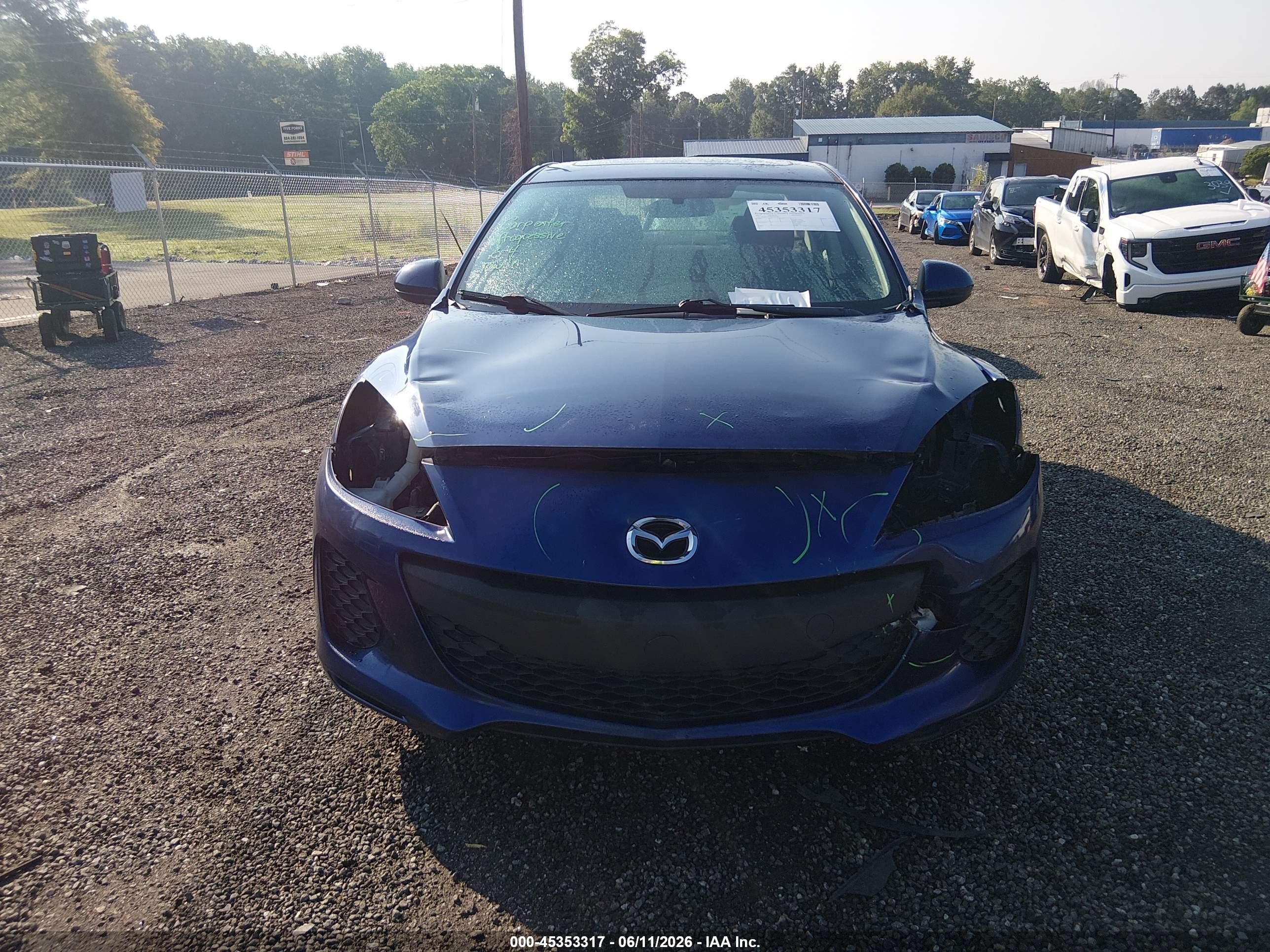 2013 Mazda Mazda3 I Touring Dark Blue vin: JM1BL1VP4D1789734
