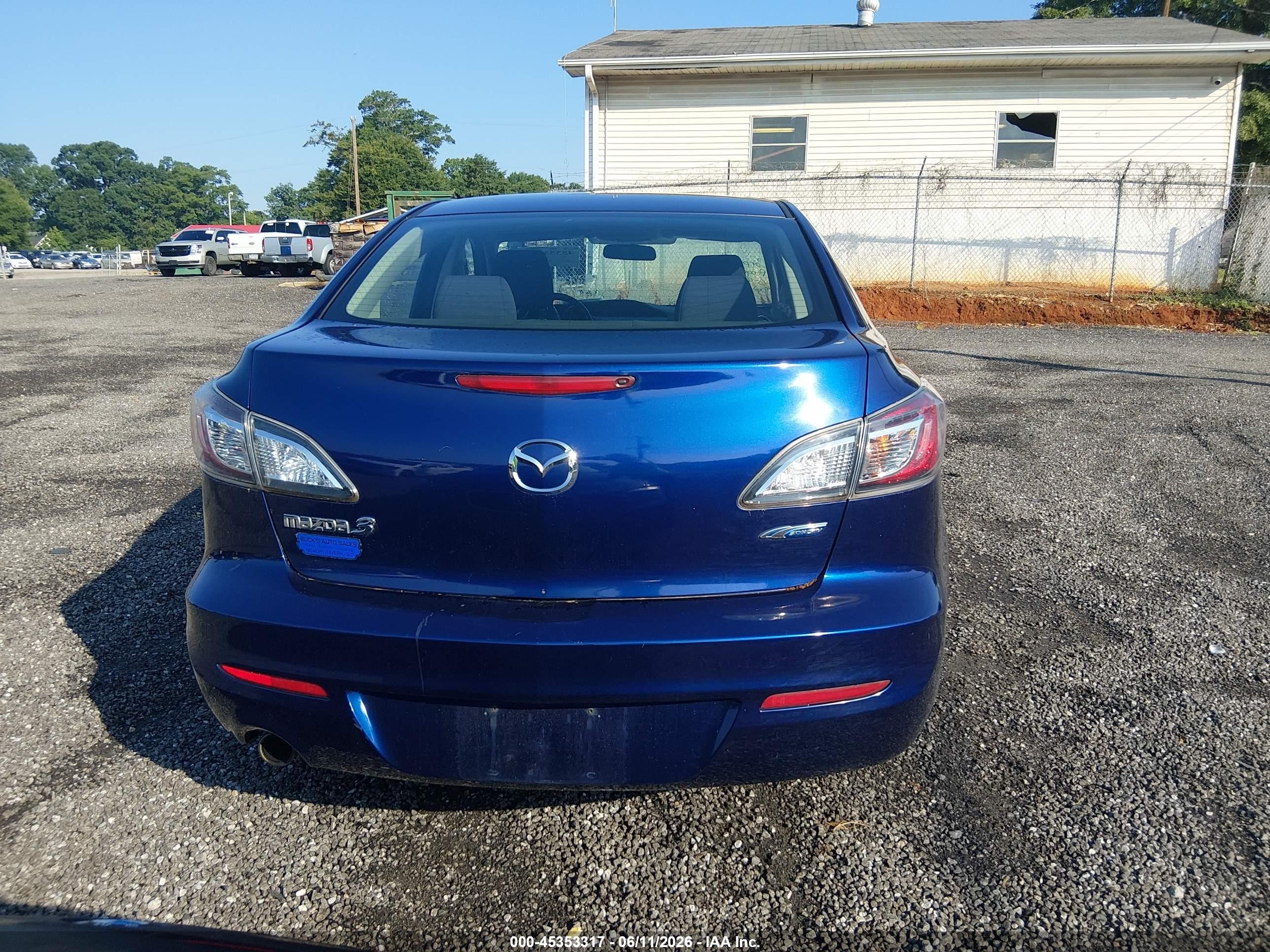 2013 Mazda Mazda3 I Touring Dark Blue vin: JM1BL1VP4D1789734