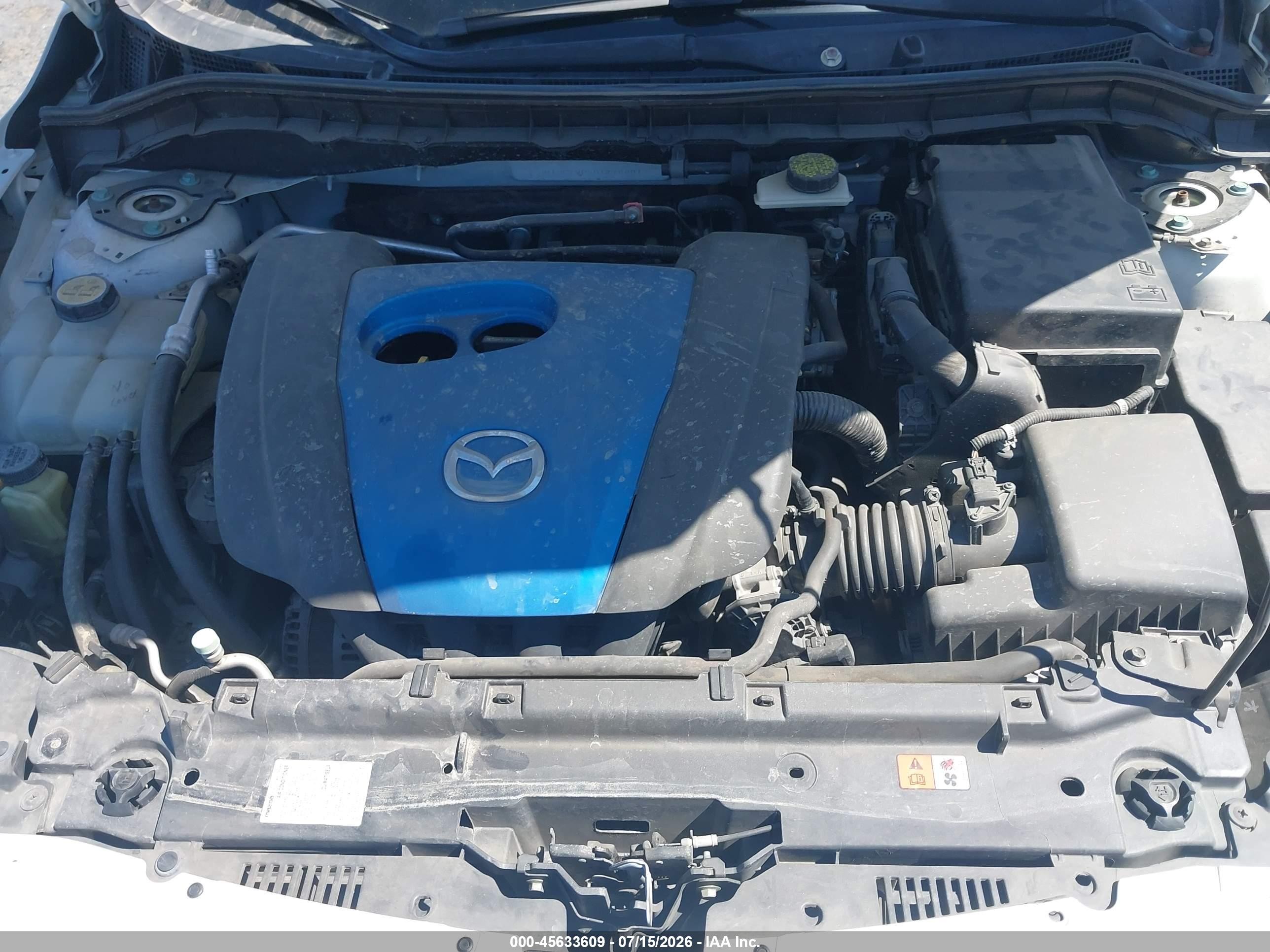 2013 Mazda Mazda3 I Touring White vin: JM1BL1VP5D1778001