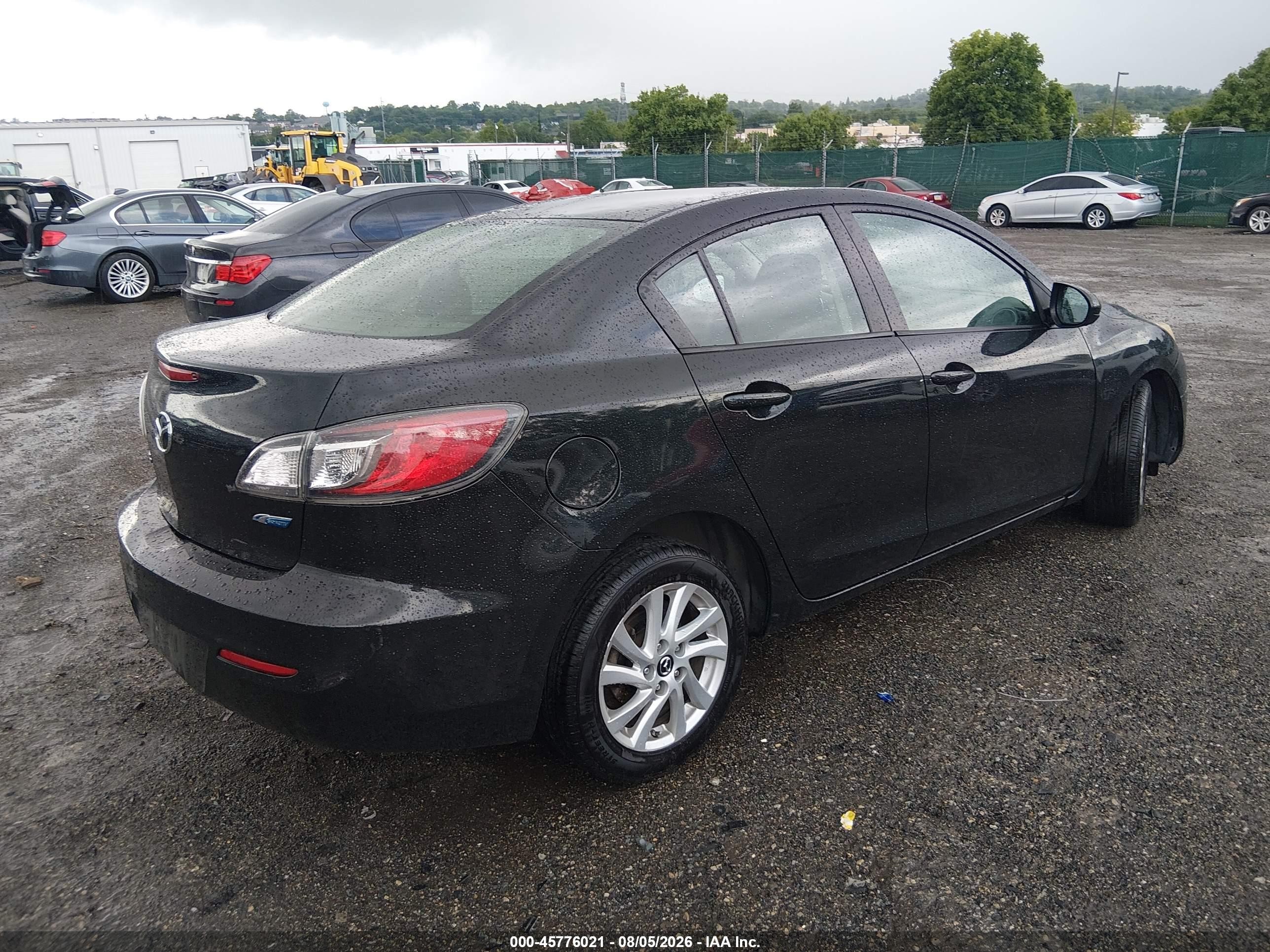 2013 Mazda Mazda3 I Touring Black vin: JM1BL1VP5D1811398