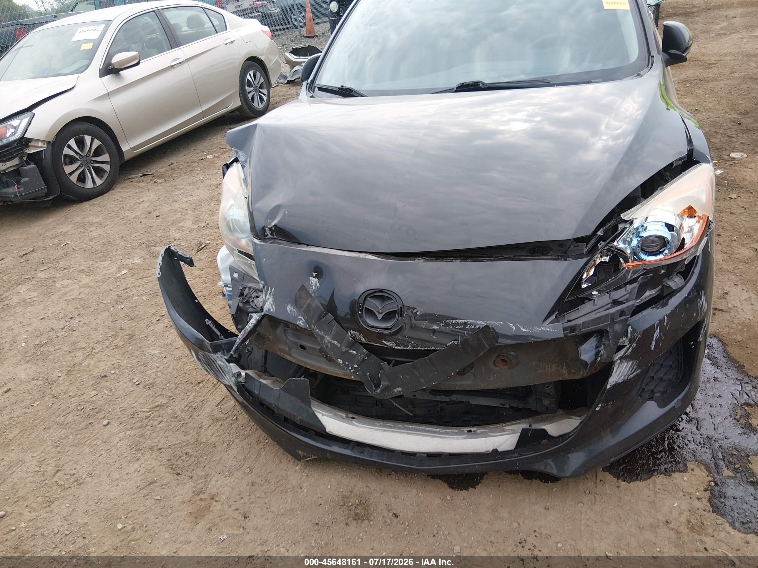 2013 Mazda Mazda3 I Touring Black vin: JM1BL1VP6D1804055