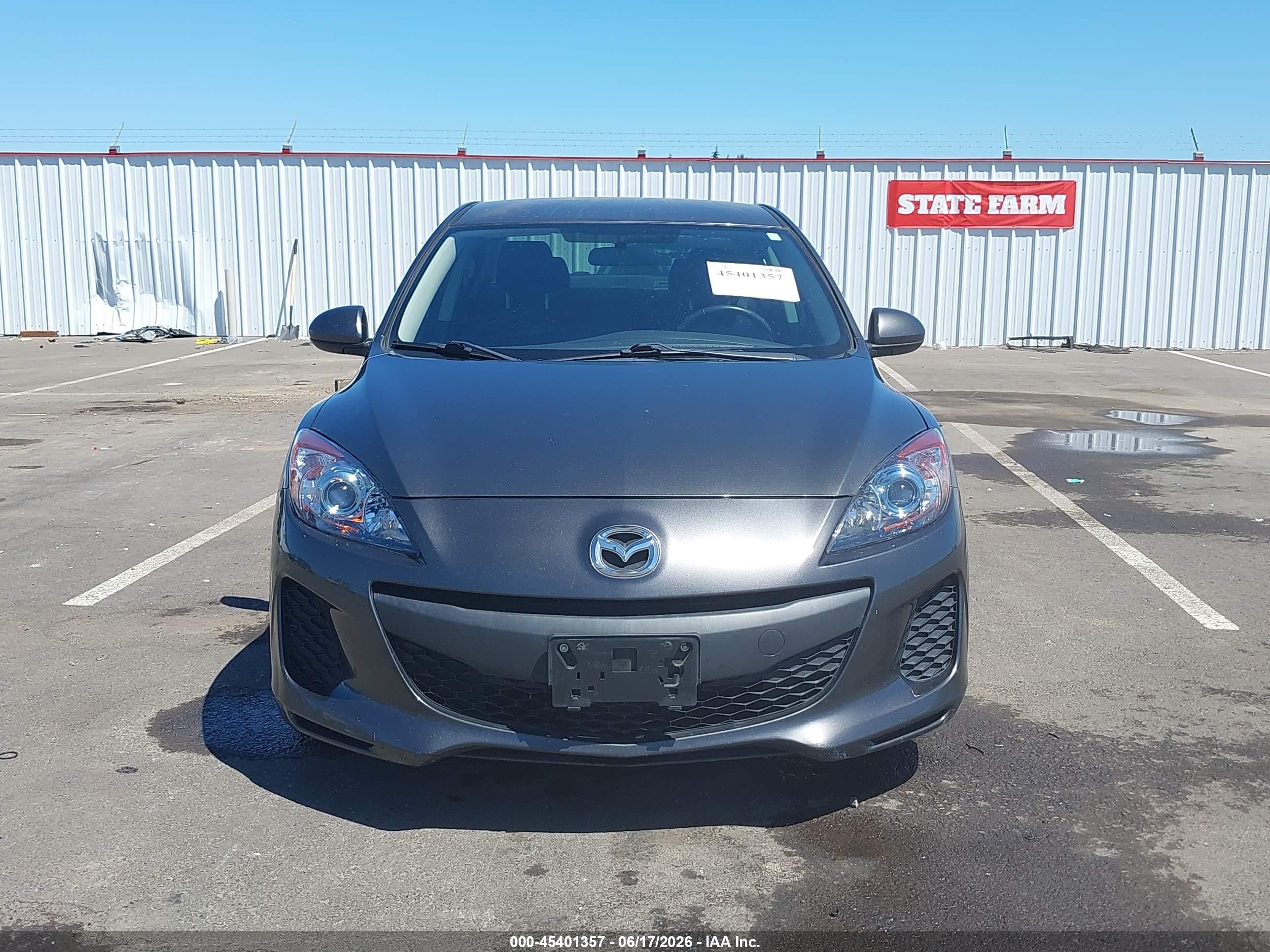 2013 Mazda Mazda3 I Touring Gray vin: JM1BL1VP8D1793866