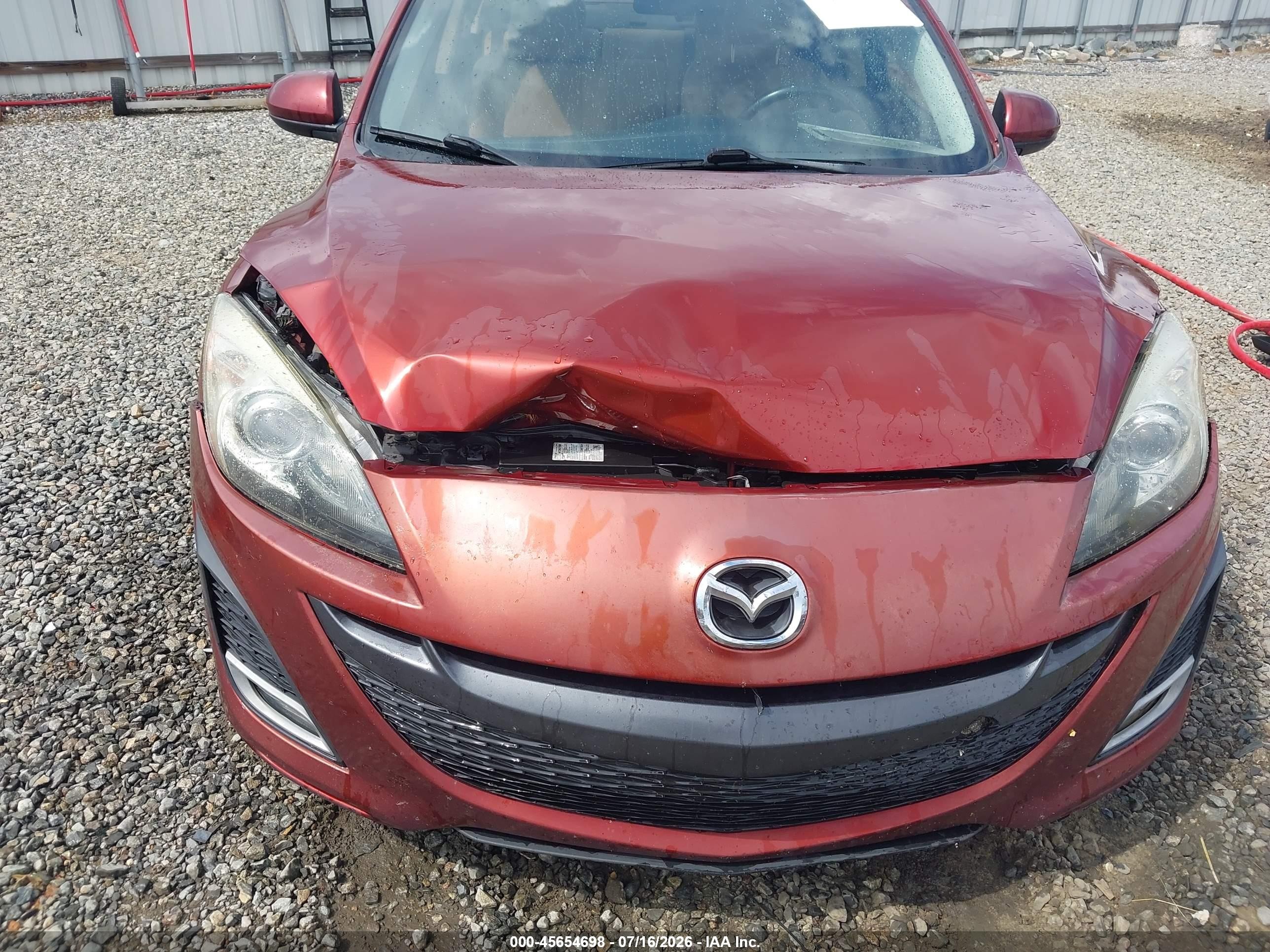 2011 Mazda Mazda3 S Grand Touring Темно-бордовый vin: JM1BL1W51B1377829