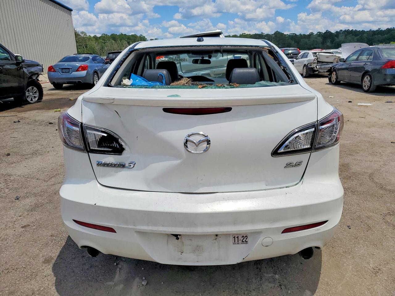 2012 Mazda 3 S White vin: JM1BL1W51C1503690