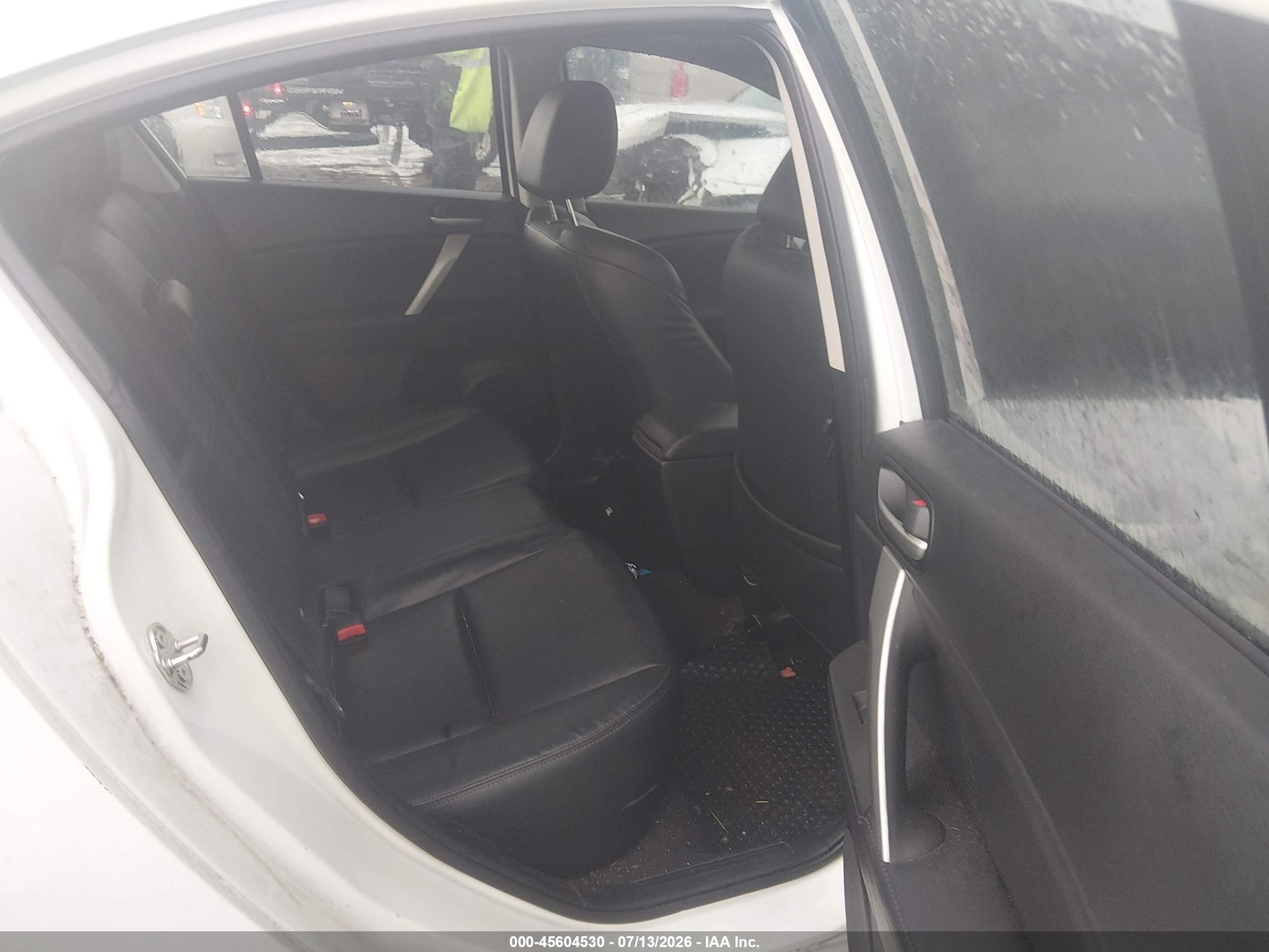 2012 Mazda Mazda3 S Grand Touring White vin: JM1BL1W52C1525455