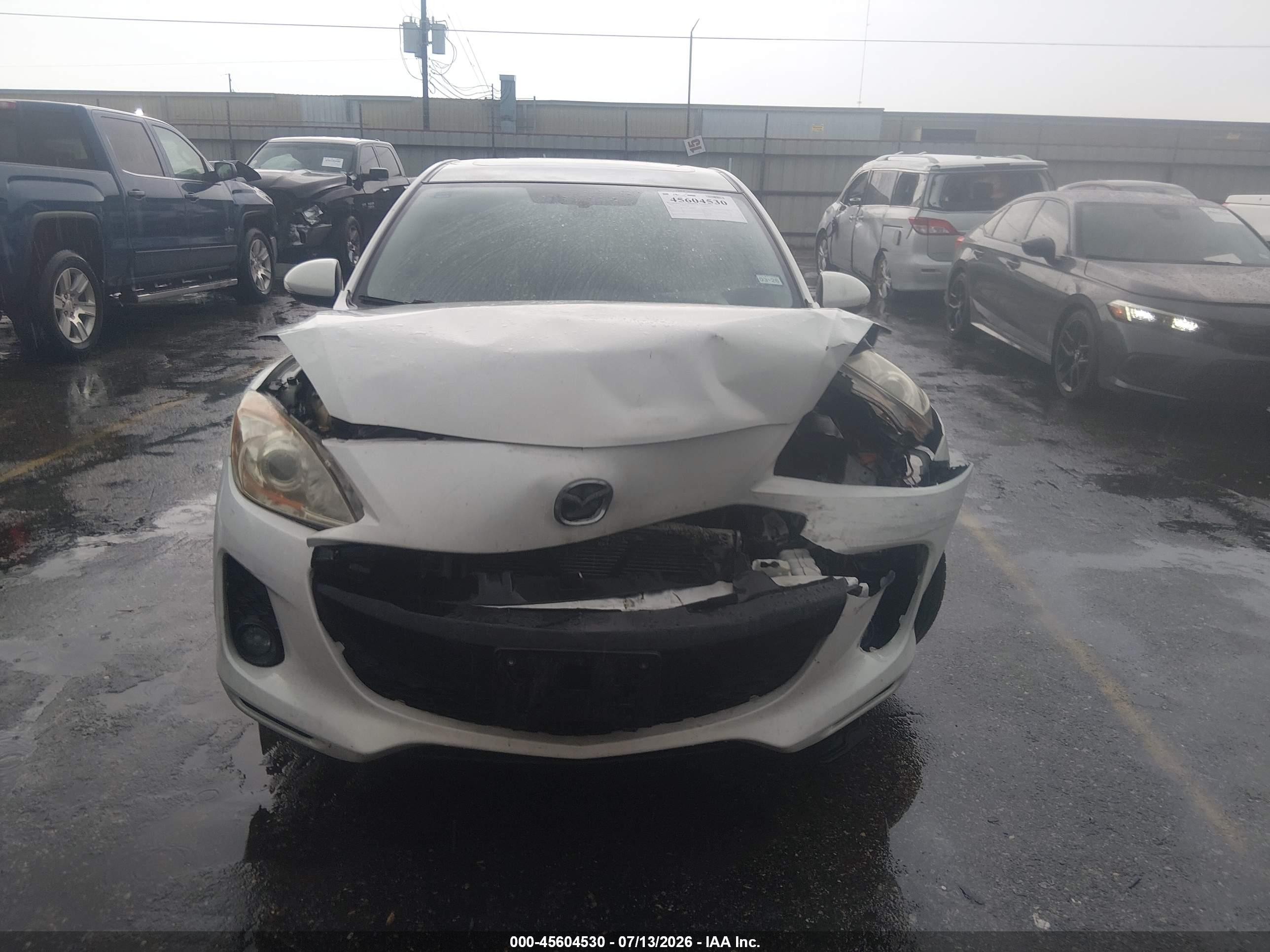 2012 Mazda Mazda3 S Grand Touring White vin: JM1BL1W52C1525455