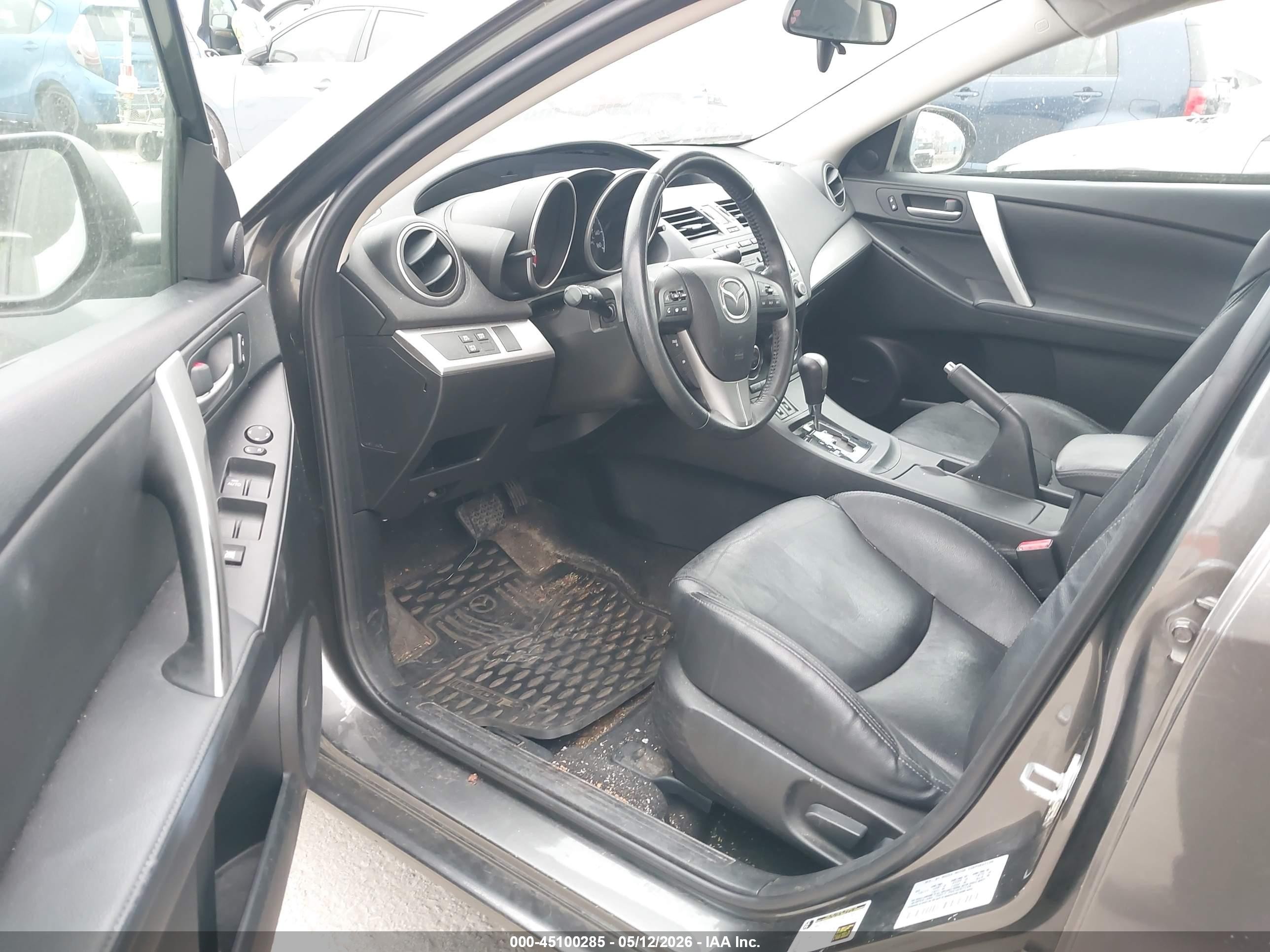 2012 Mazda Mazda3 S Grand Touring Gray vin: JM1BL1W52C1546211