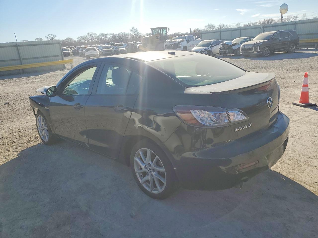 2013 Mazda 3 S Gray vin: JM1BL1W52D1802560