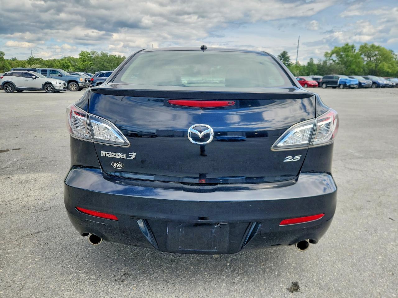 2011 Mazda 3 S Черный vin: JM1BL1W61B1377404