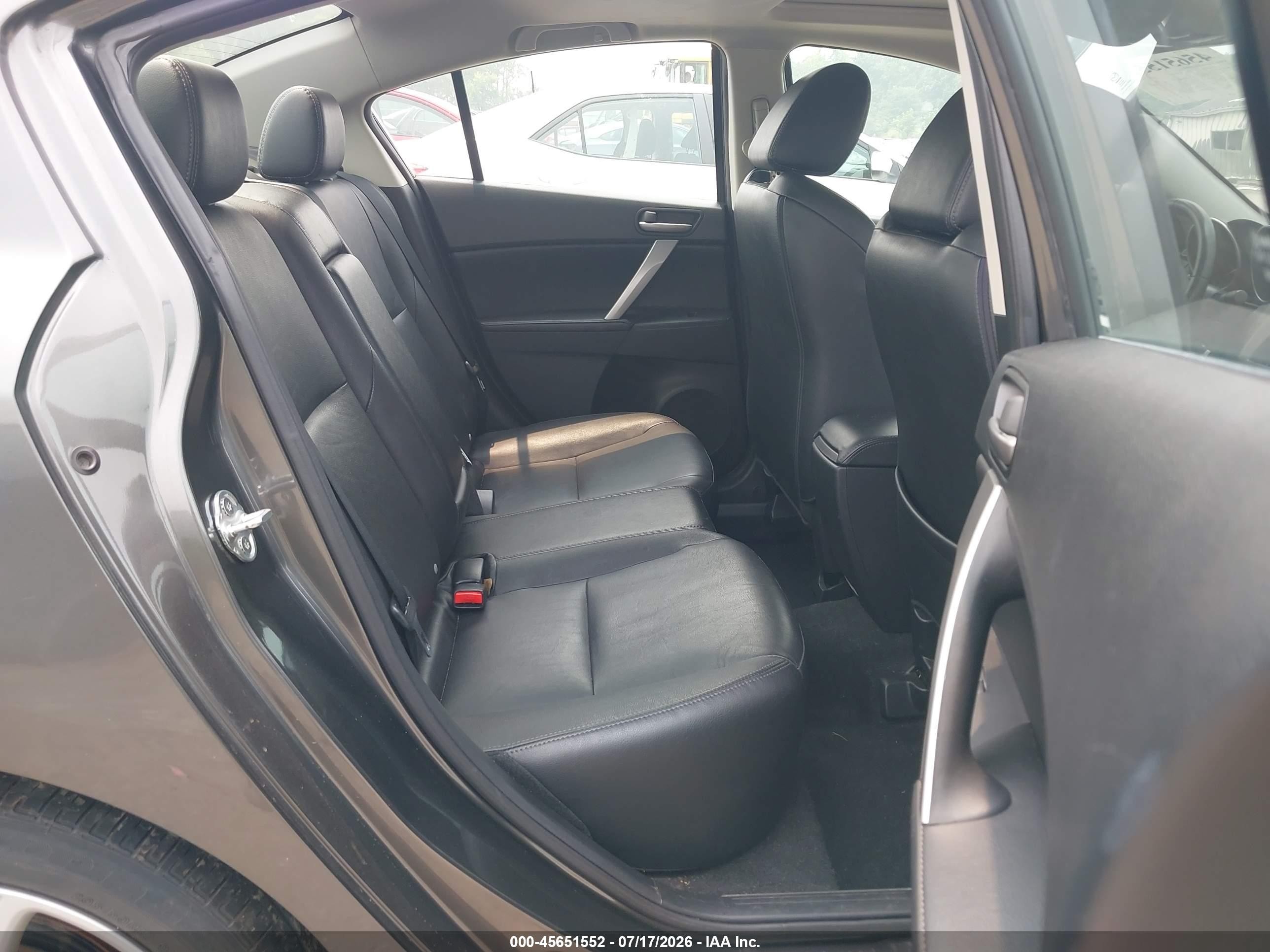 2012 Mazda Mazda3 S Grand Touring Gray vin: JM1BL1W61C1512317