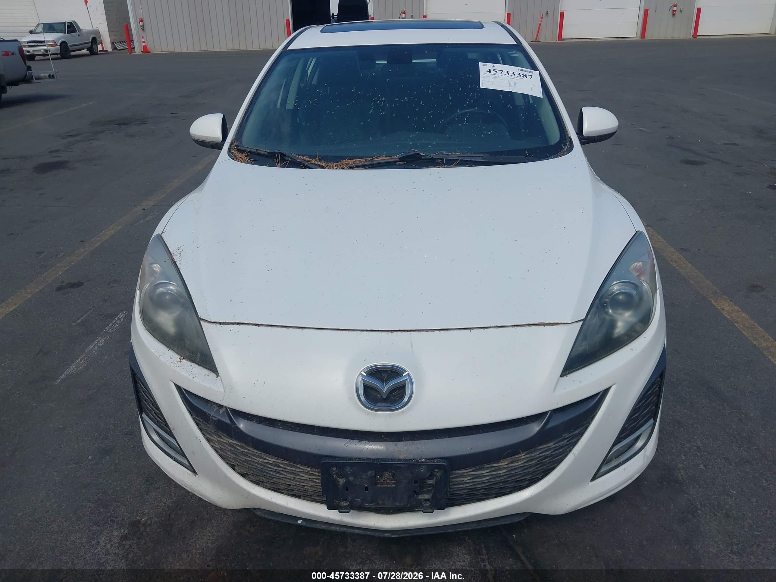 2011 Mazda Mazda3 S Grand Touring Белый vin: JM1BL1W62B1444737