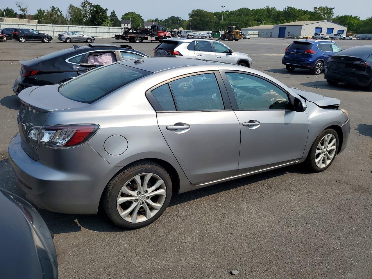 2011 Mazda 3 S Серебряный vin: JM1BL1W65B1365174