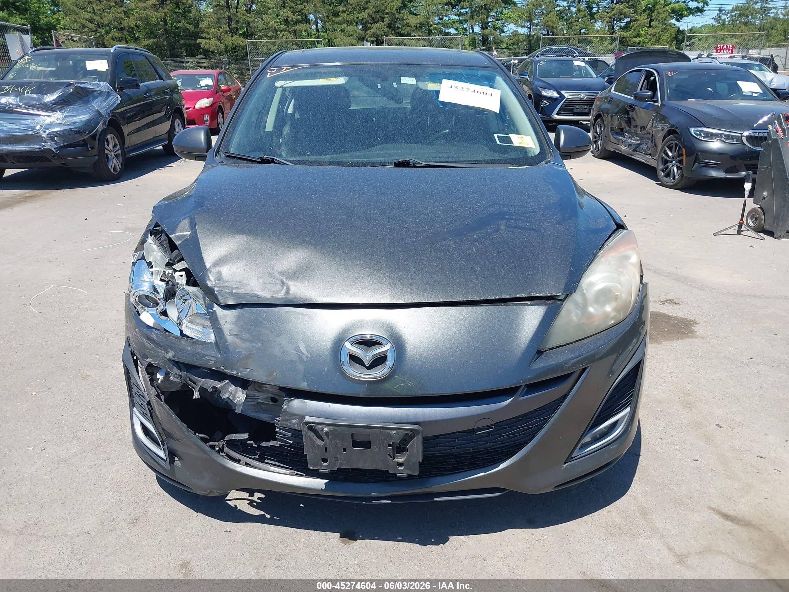 2011 Mazda Mazda3 S Grand Touring Gray vin: JM1BL1W66B1377091