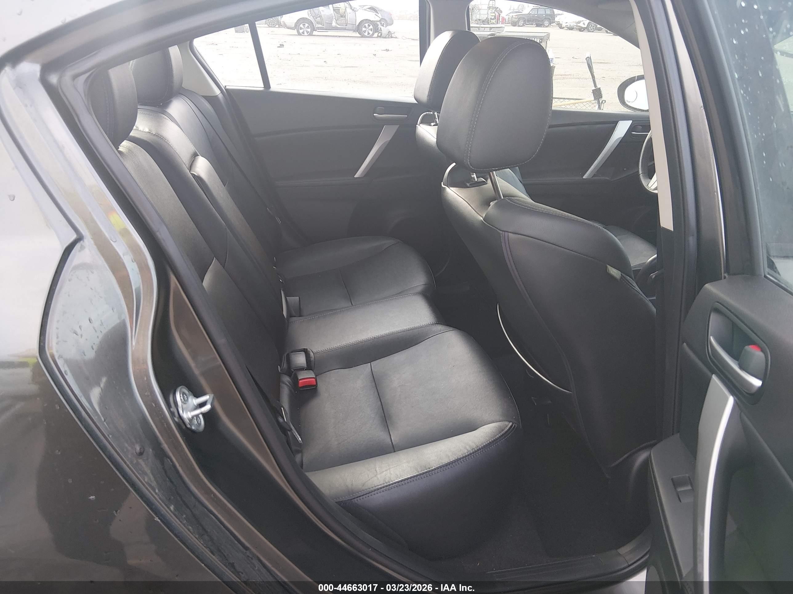 2012 Mazda 3 S Серый vin: JM1BL1W67C1502925