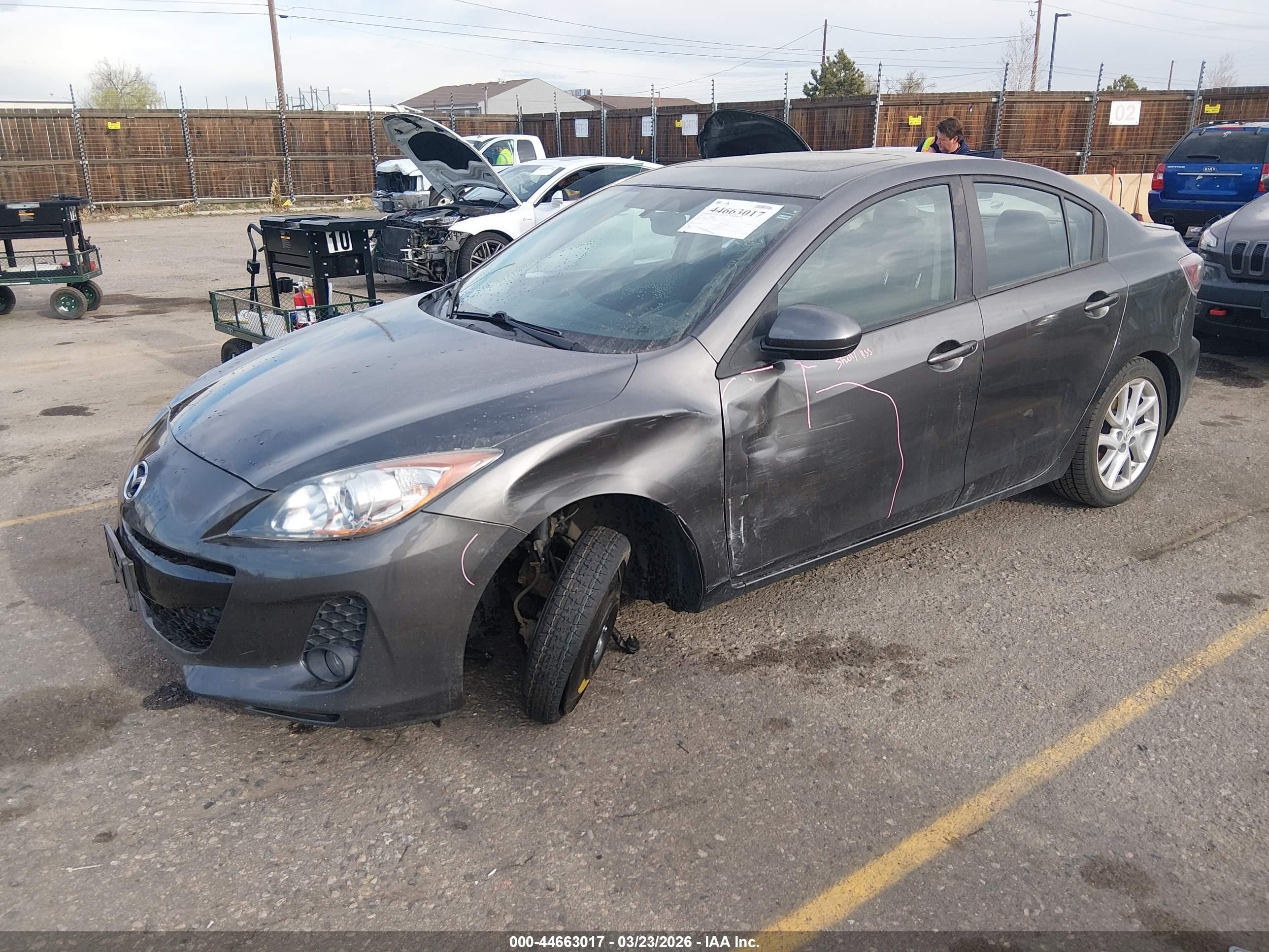 2012 Mazda 3 S Серый vin: JM1BL1W67C1502925