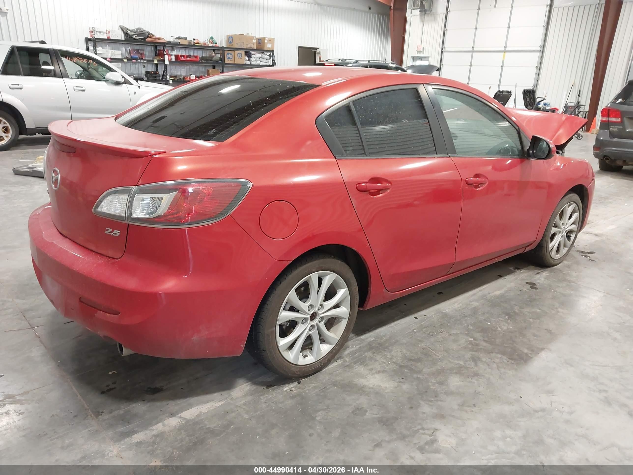 2011 Mazda Mazda3 S Grand Touring Red vin: JM1BL1W6XB1479459