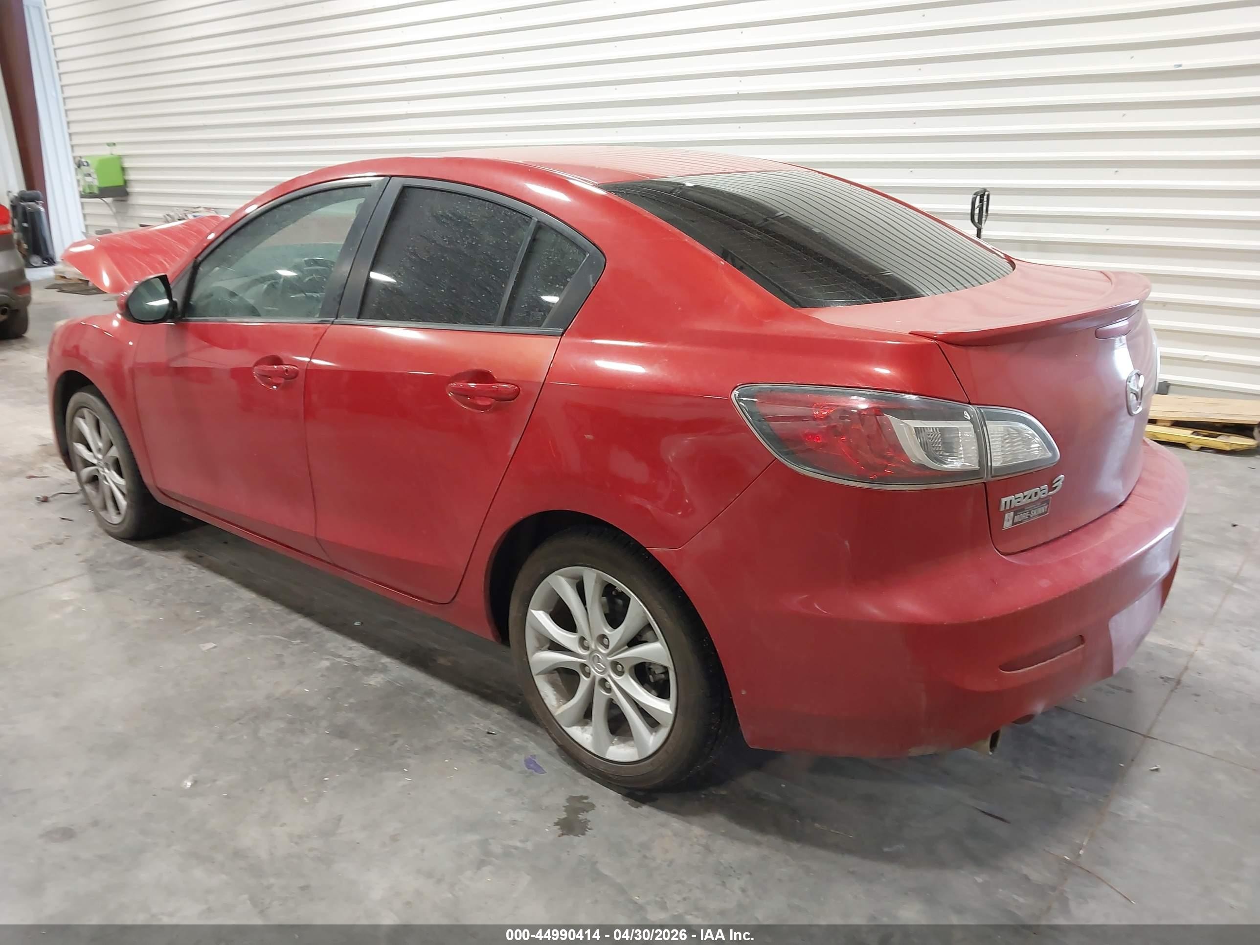 2011 Mazda Mazda3 S Grand Touring Red vin: JM1BL1W6XB1479459