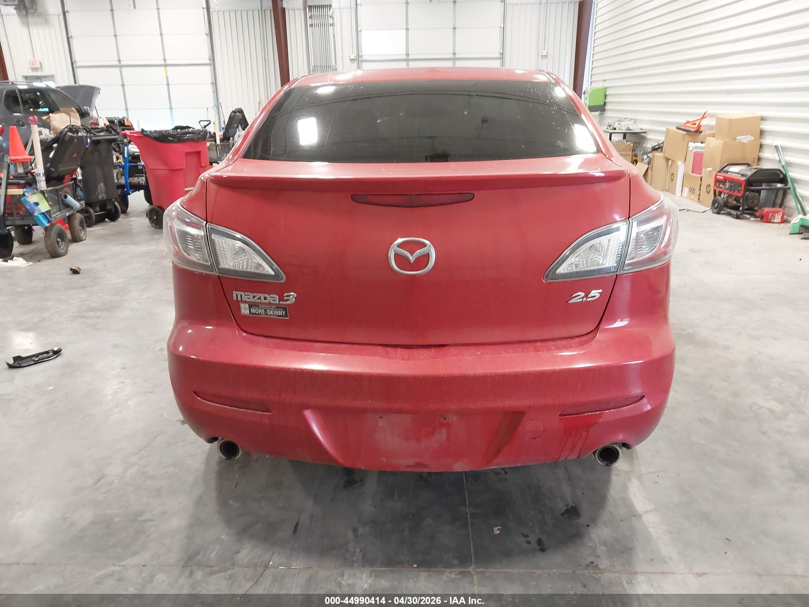 2011 Mazda Mazda3 S Grand Touring Red vin: JM1BL1W6XB1479459