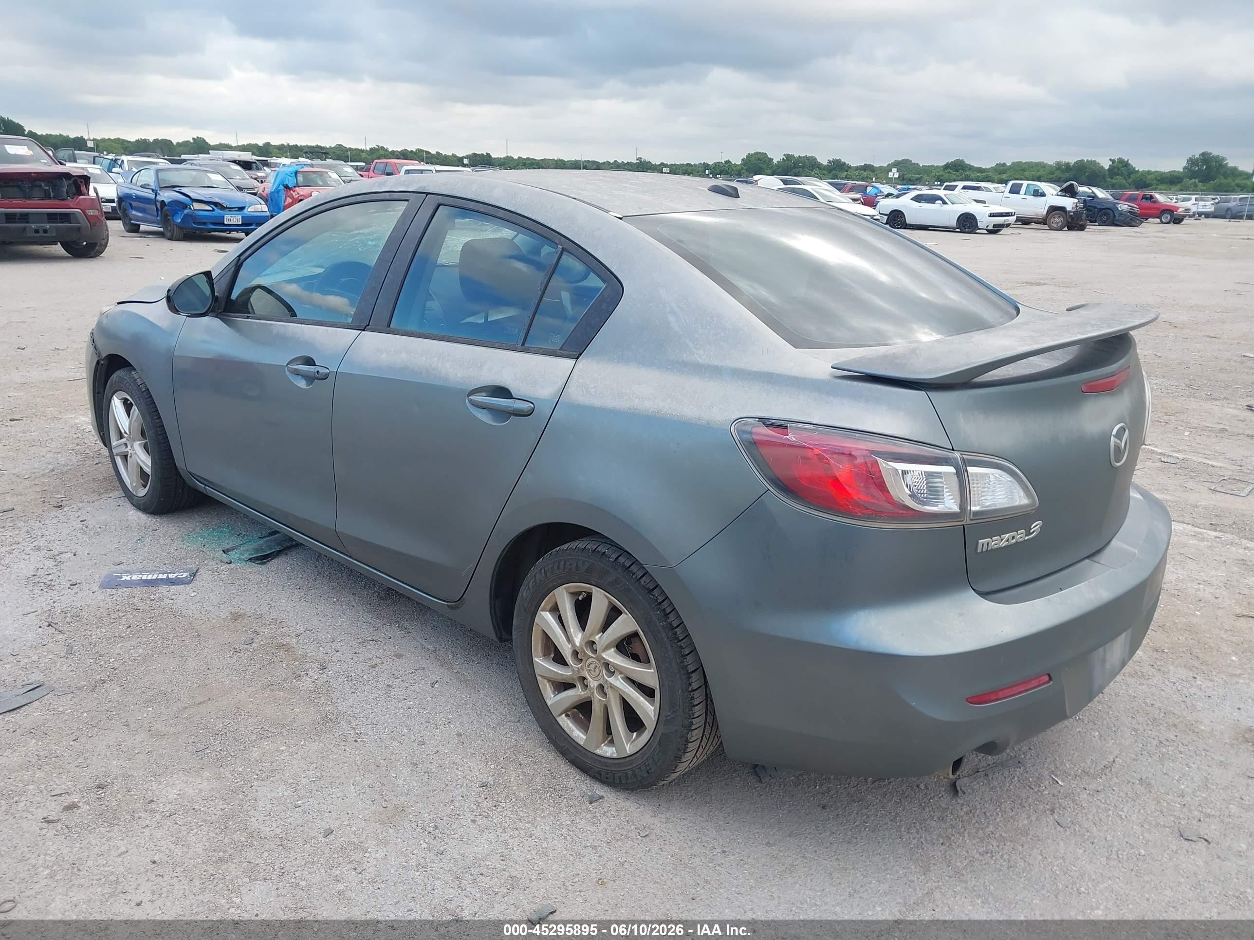 2012 Mazda Mazda3 I Grand Touring Gray vin: JM1BL1W71C1627475