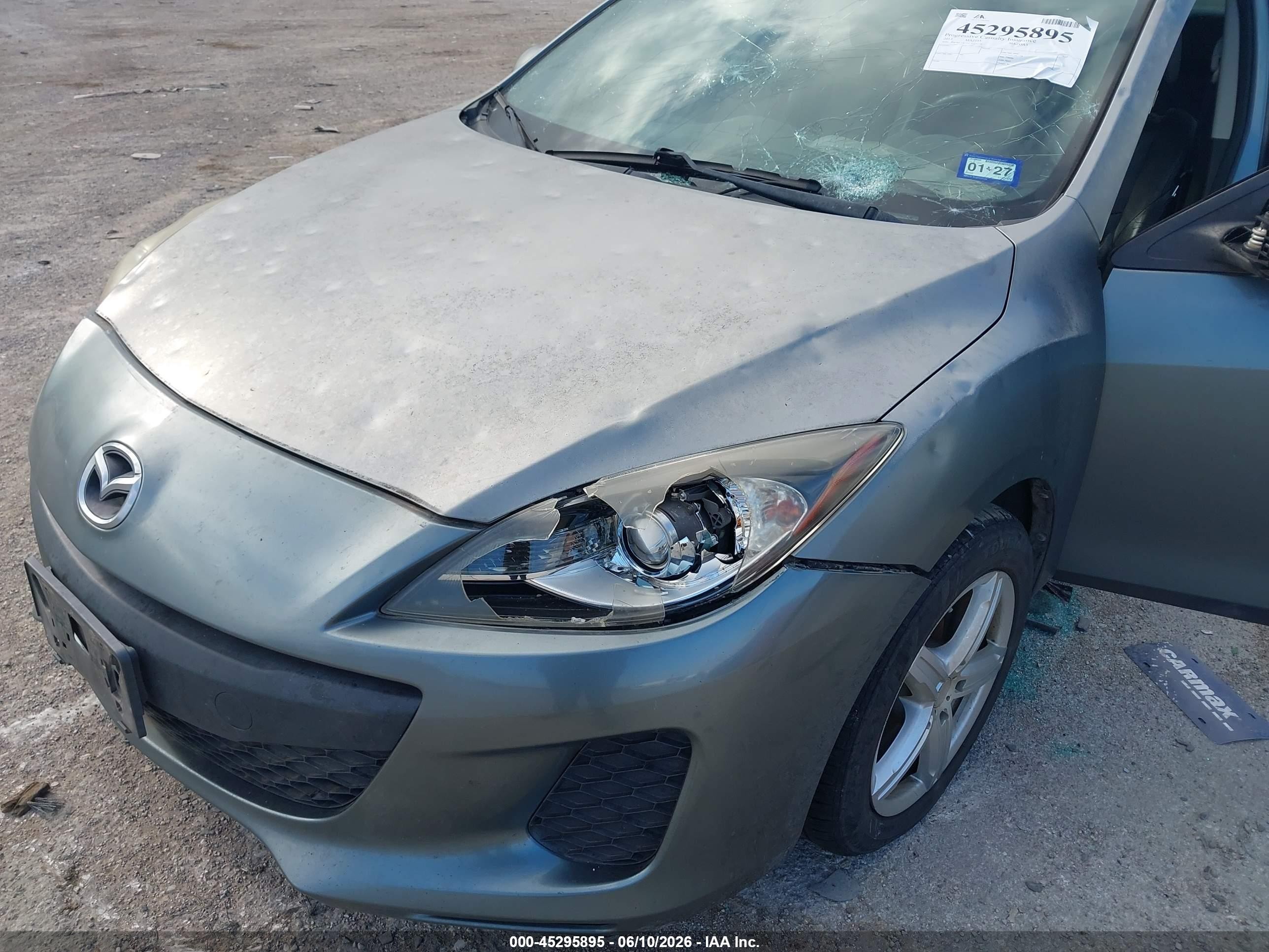 2012 Mazda Mazda3 I Grand Touring Gray vin: JM1BL1W71C1627475