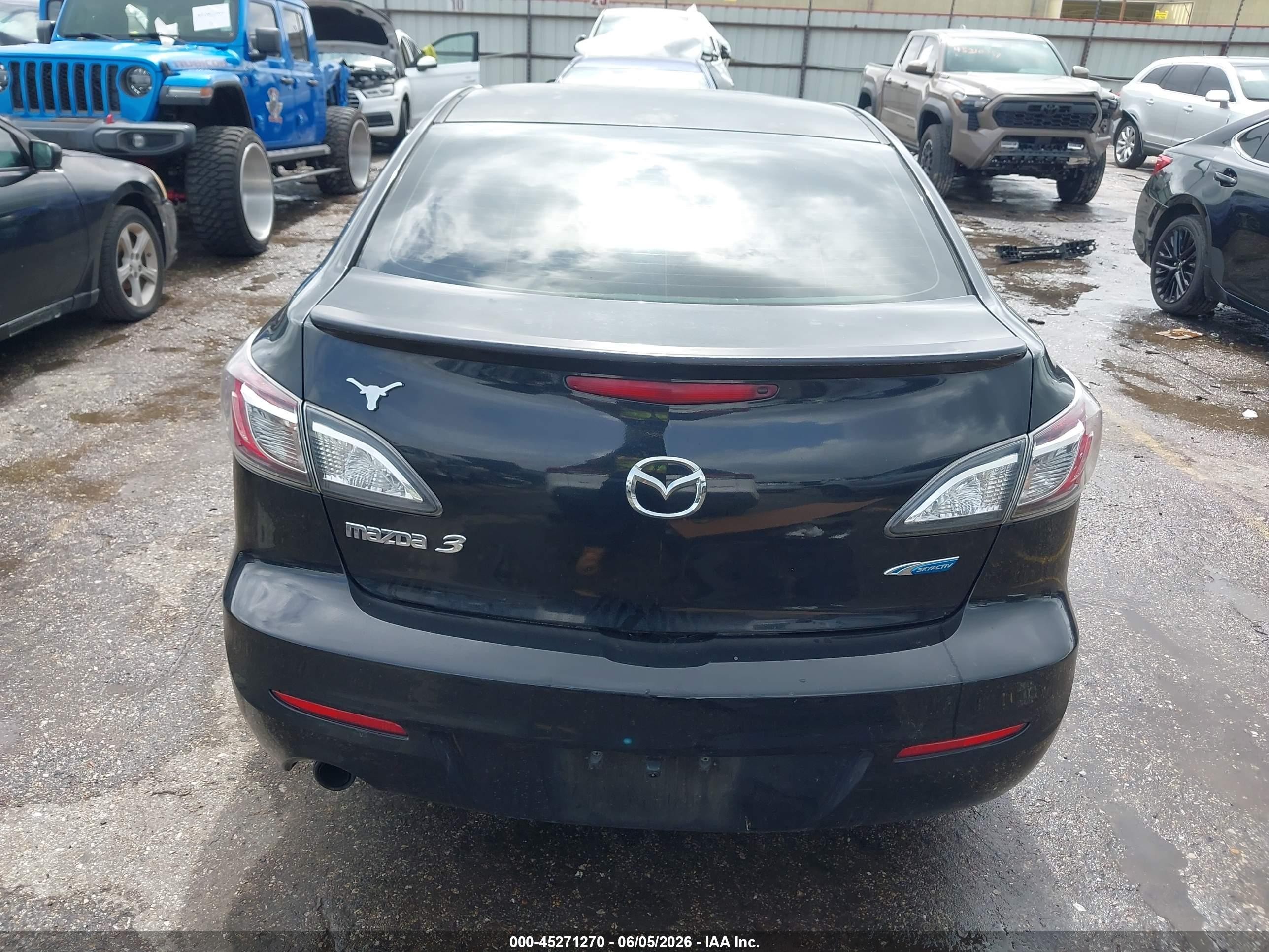 2013 Mazda Mazda3 I Grand Touring Black vin: JM1BL1W73D1751927