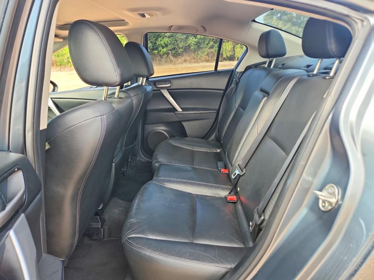 2012 Mazda 3 I Blue vin: JM1BL1W74C1667842