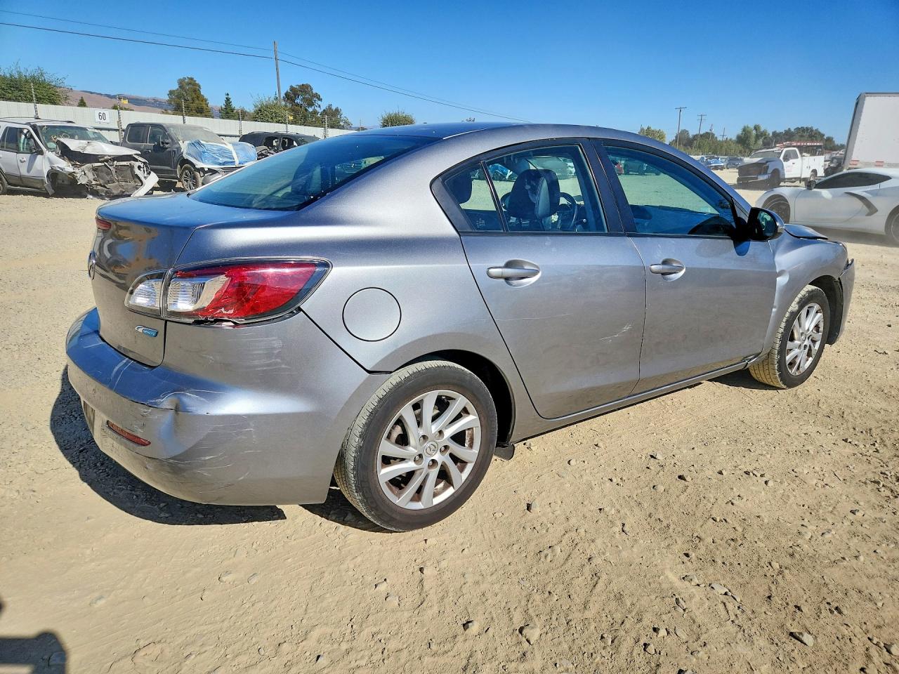 2012 Mazda 3 I Серебряный vin: JM1BL1W88C1616515