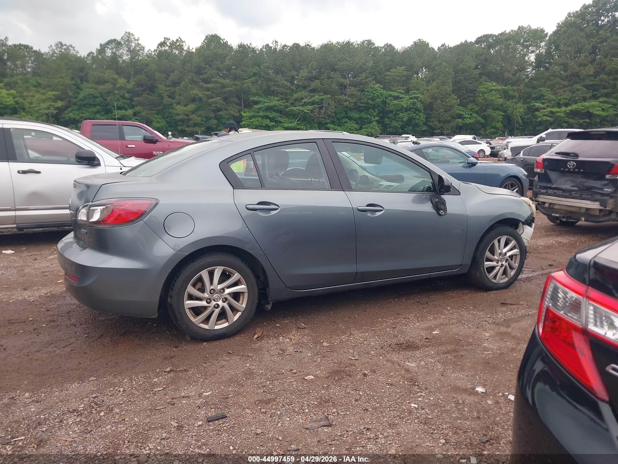 2012 Mazda Mazda3 I Grand Touring Green vin: JM1BL1W88C1647232