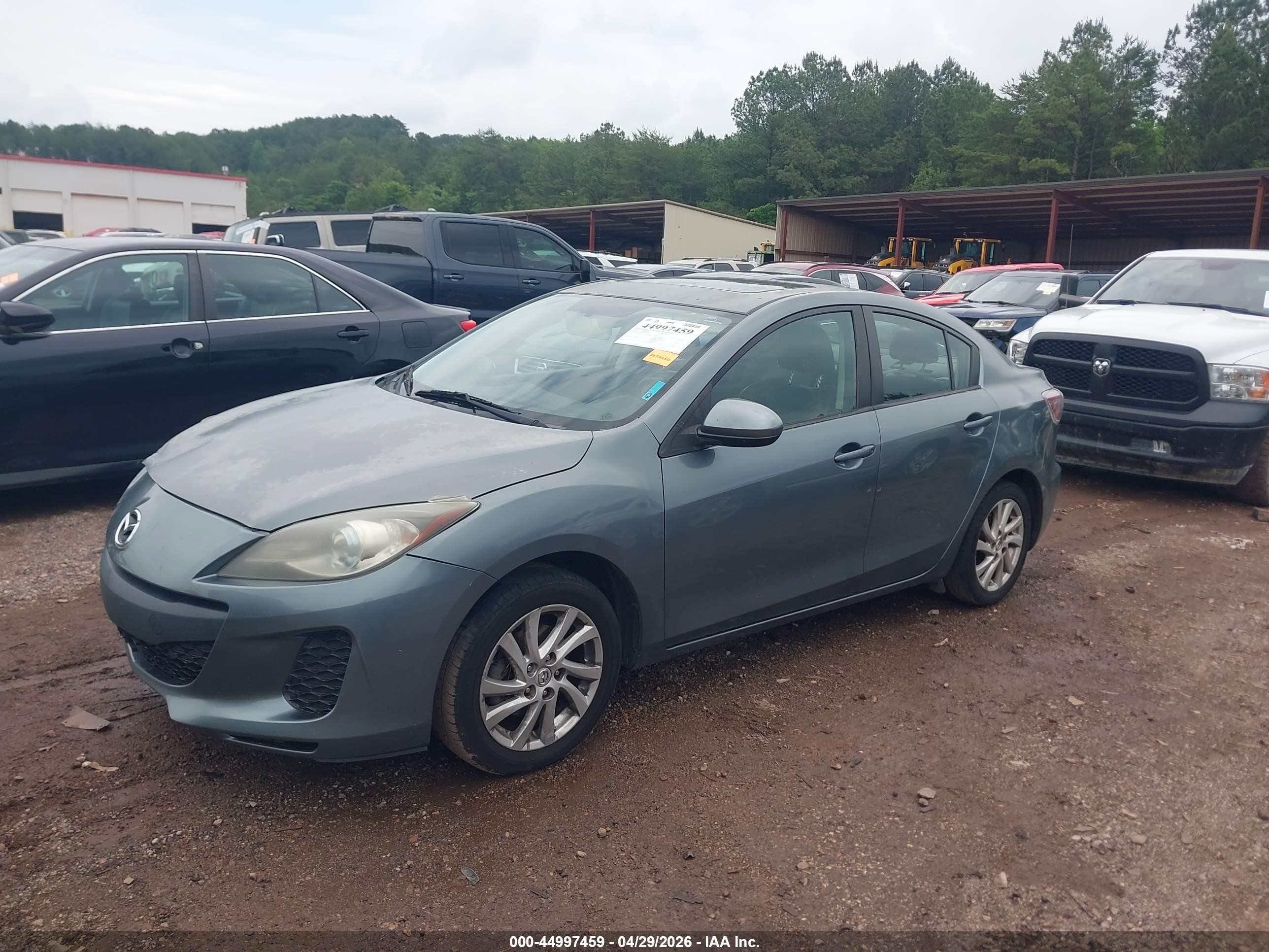 2012 Mazda Mazda3 I Grand Touring Green vin: JM1BL1W88C1647232