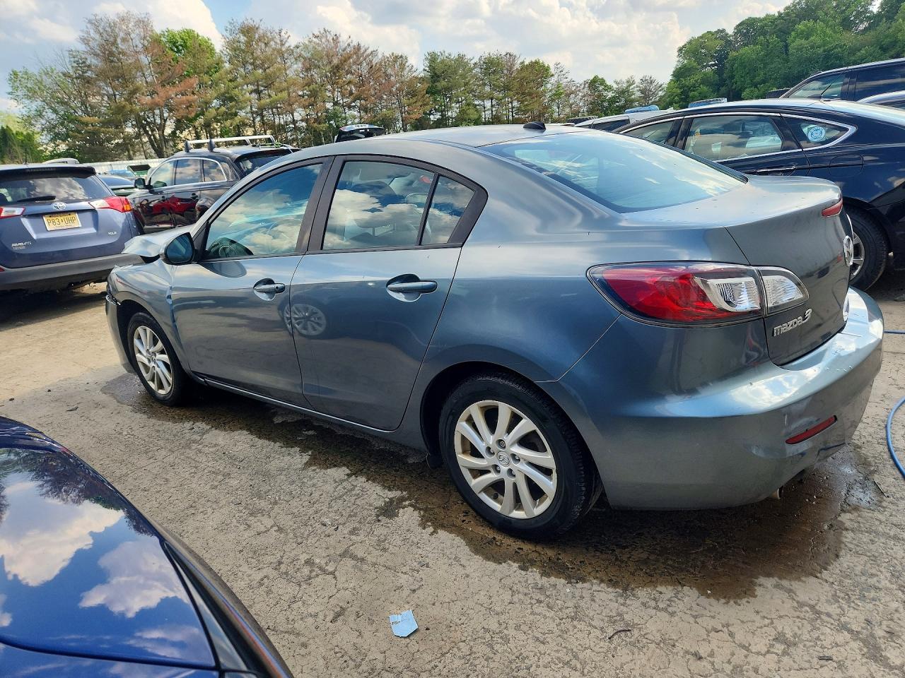 2012 Mazda 3 I Teal vin: JM1BL1W88C1656013