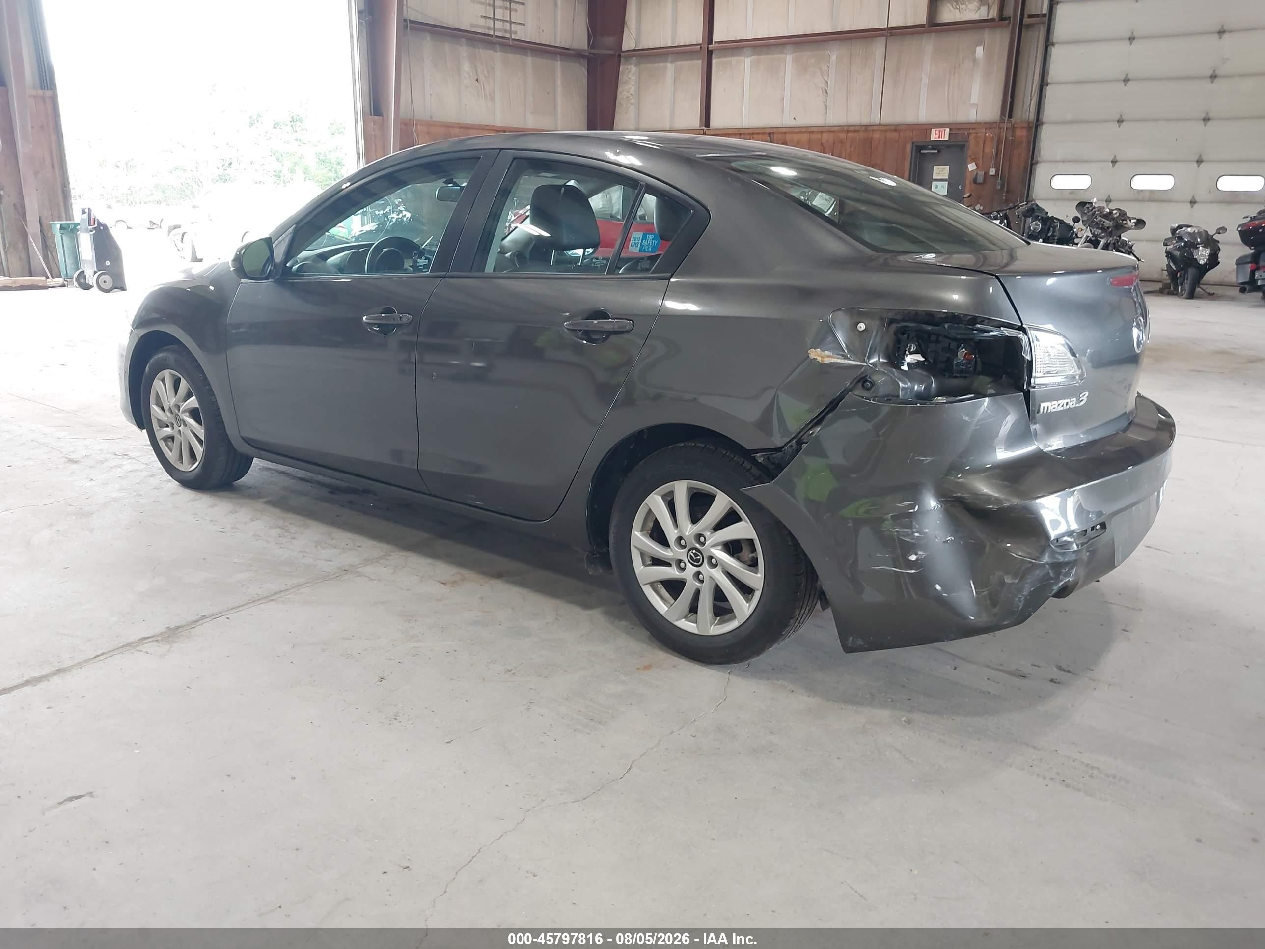 2013 Mazda Mazda3 I Grand Touring Gray vin: JM1BL1WP0D1823747