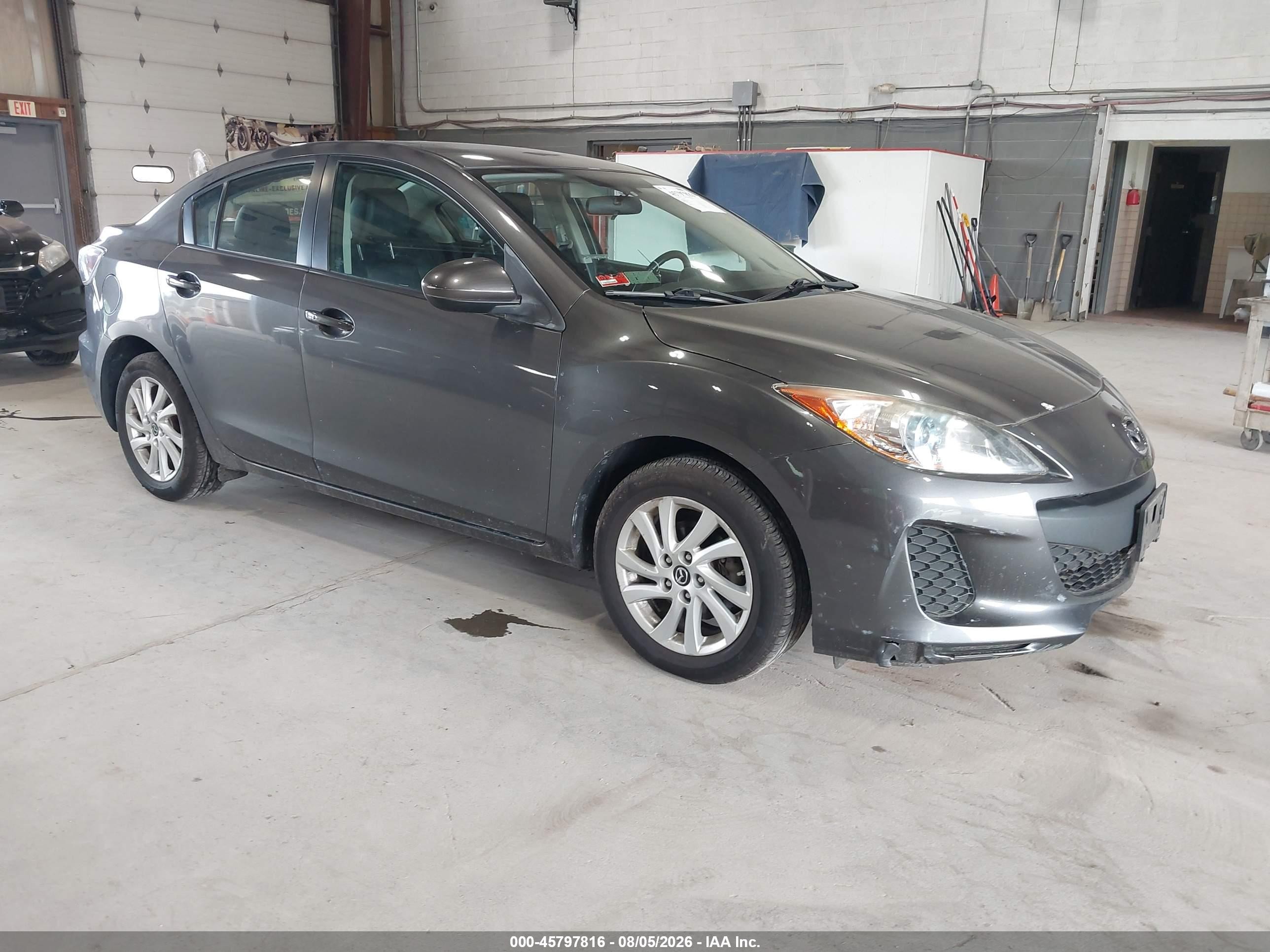 2013 Mazda Mazda3 I Grand Touring Gray vin: JM1BL1WP0D1823747