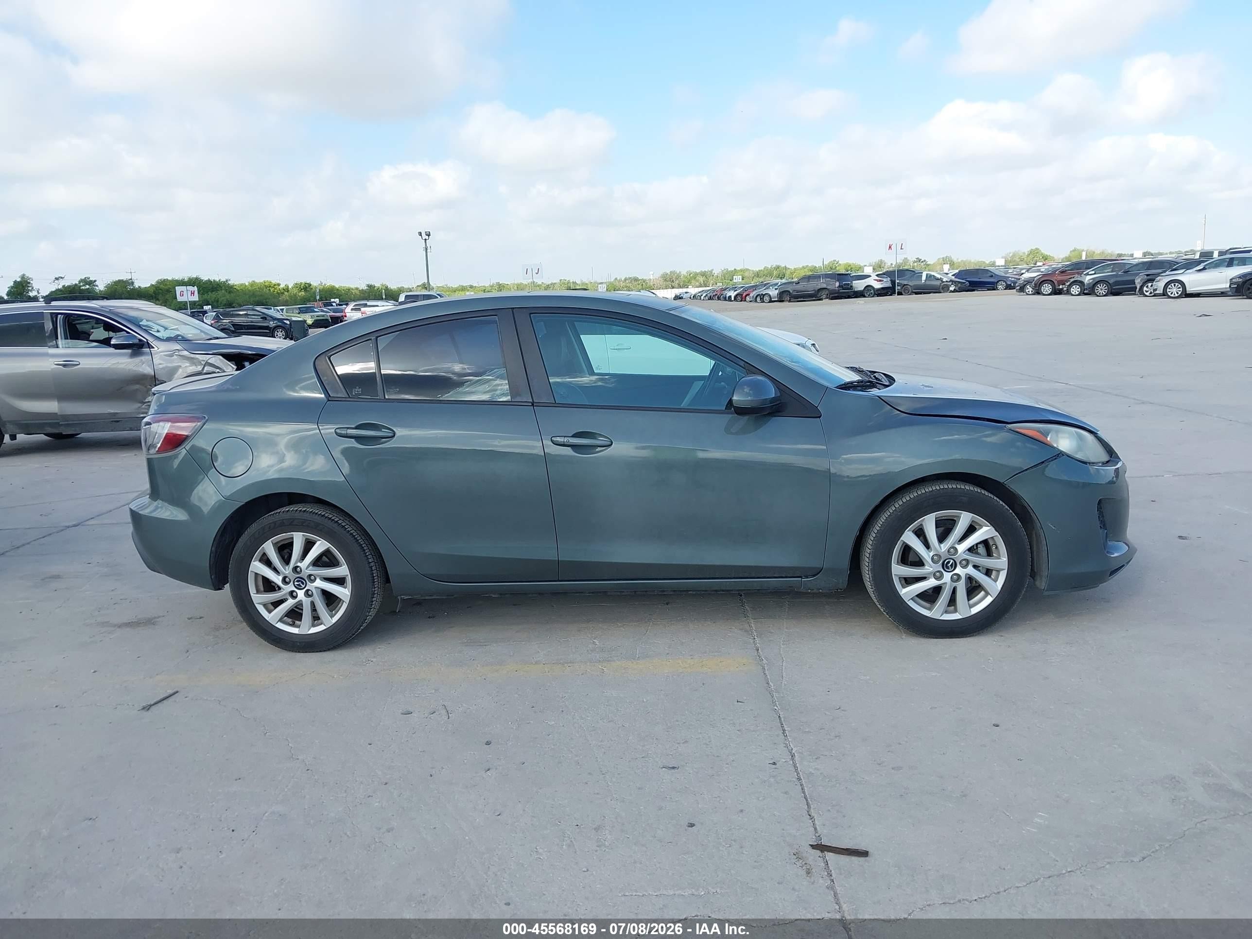 2013 Mazda Mazda3 I Grand Touring Серый vin: JM1BL1WP1D1786255
