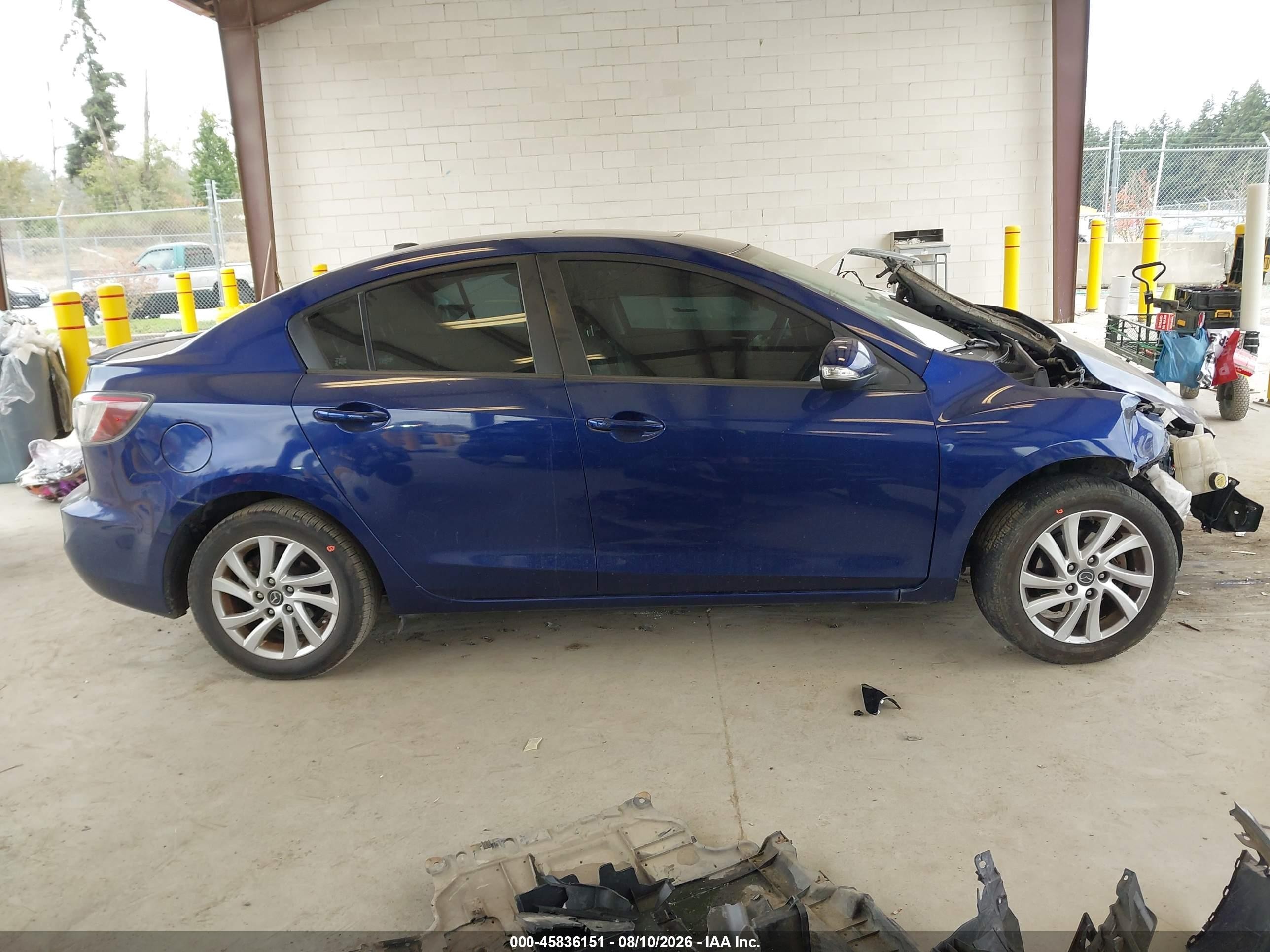 2013 Mazda Mazda3 I Grand Touring Синий vin: JM1BL1WP3D1775354