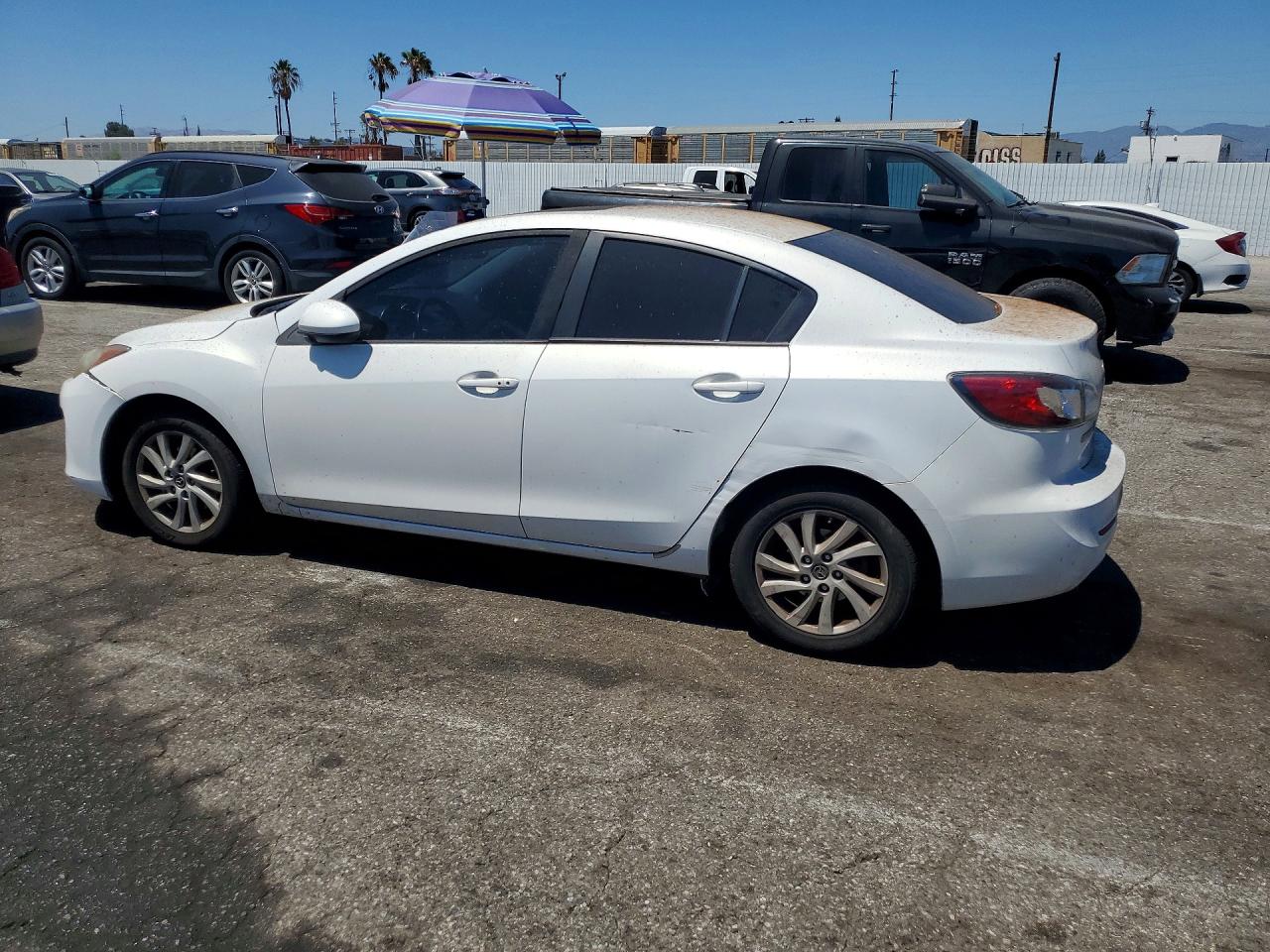 2013 Mazda 3 I Белый vin: JM1BL1WP3D1776388