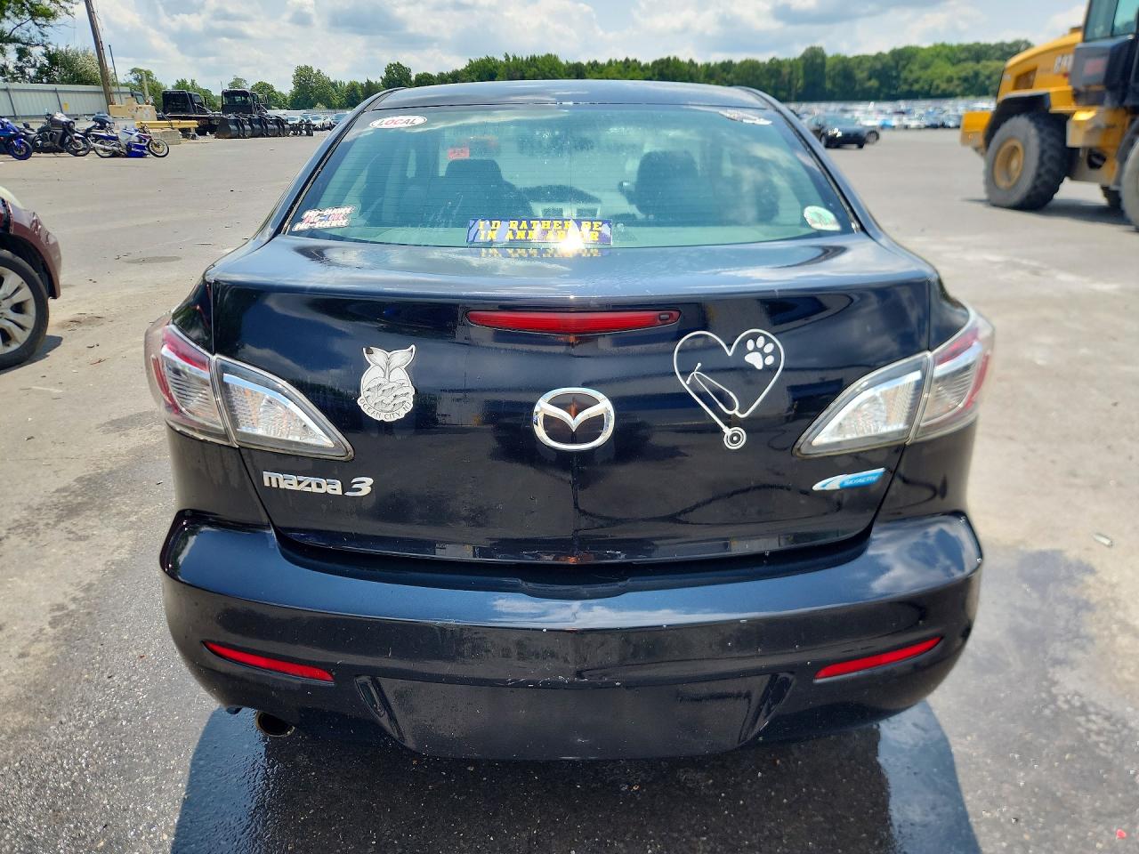 2013 Mazda 3 I Black vin: JM1BL1WP4D1737423