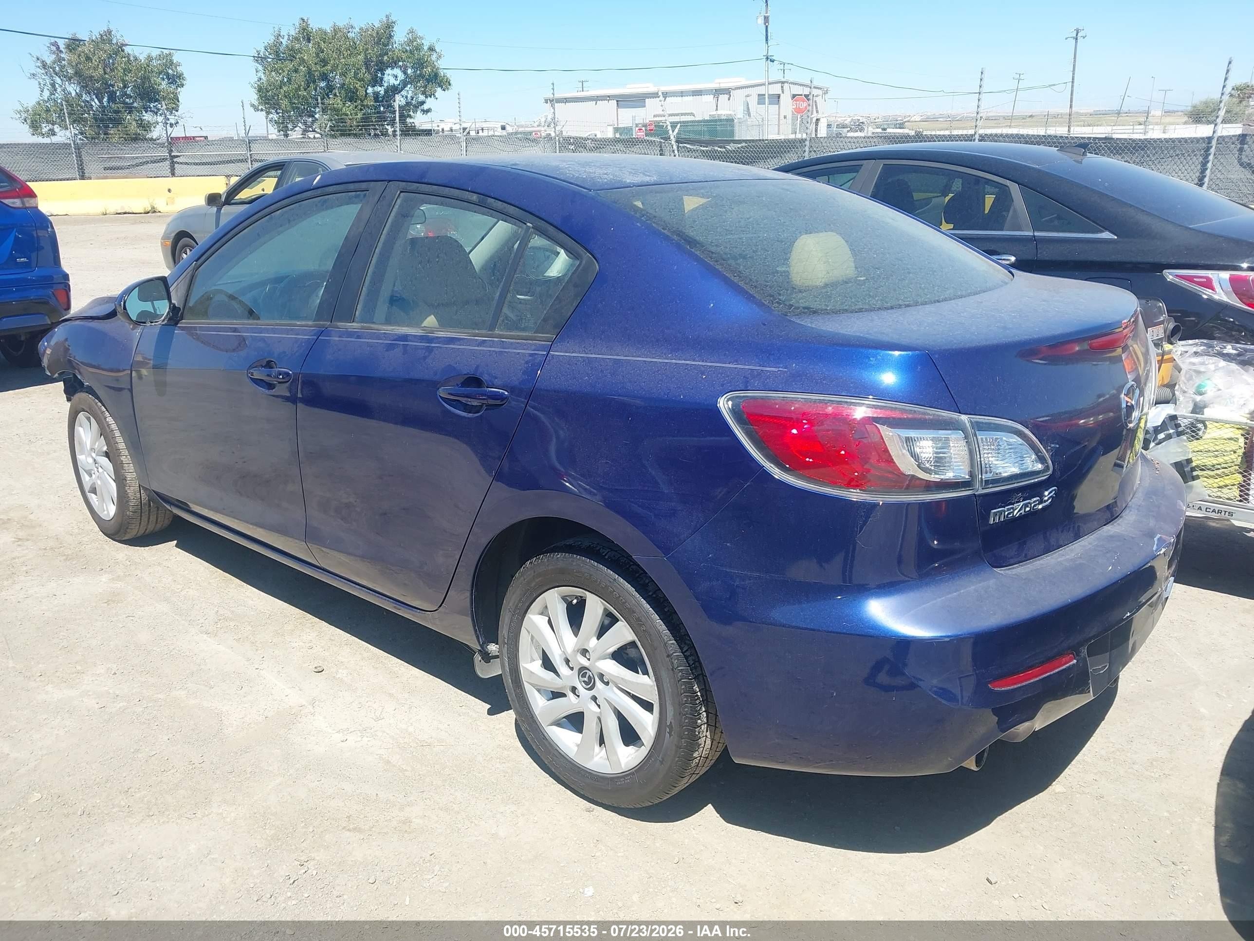 2013 Mazda Mazda3 I Grand Touring Blue vin: JM1BL1WP4D1776299