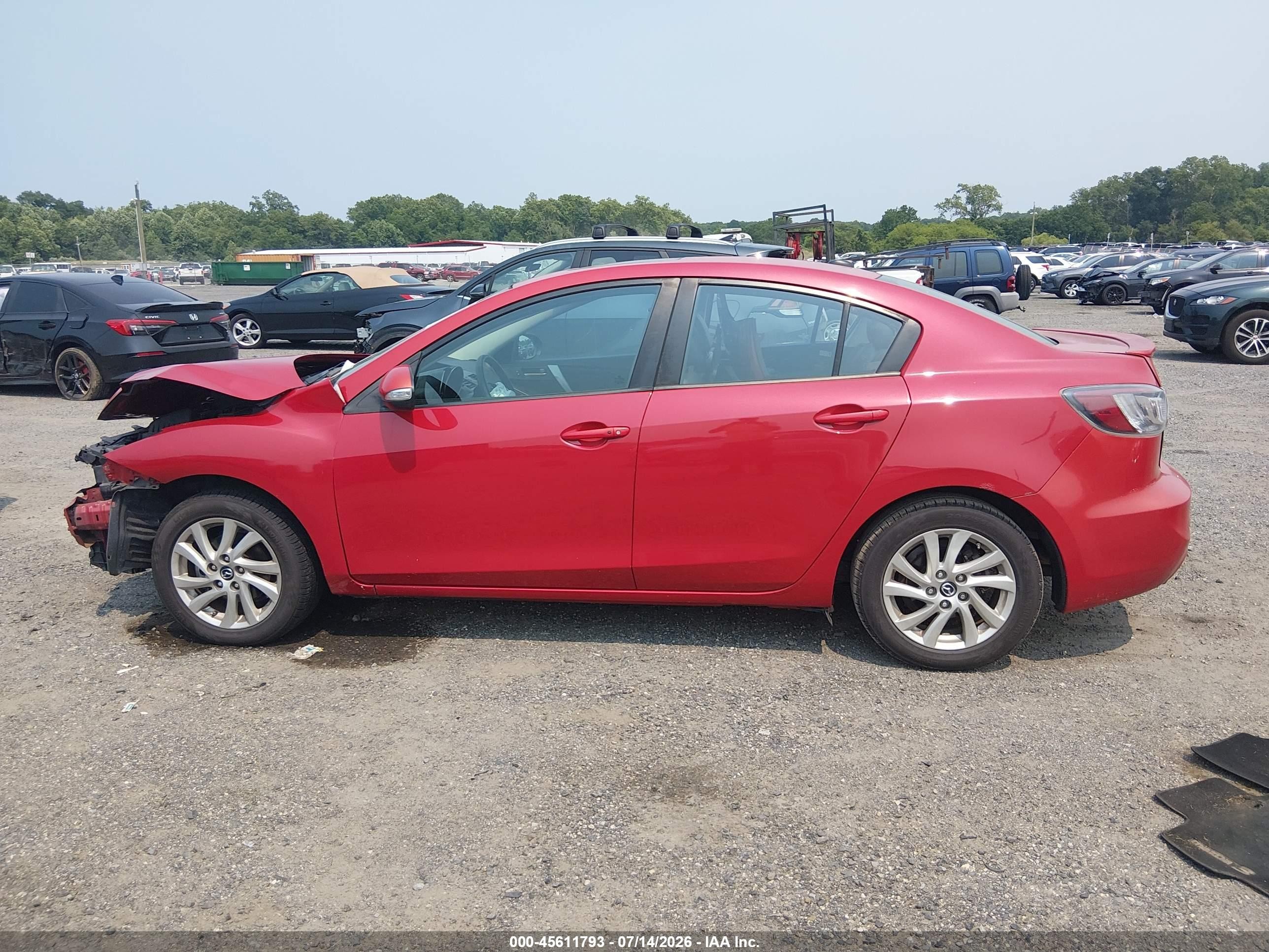 2013 Mazda Mazda3 I Grand Touring Красный vin: JM1BL1WP5D1740041