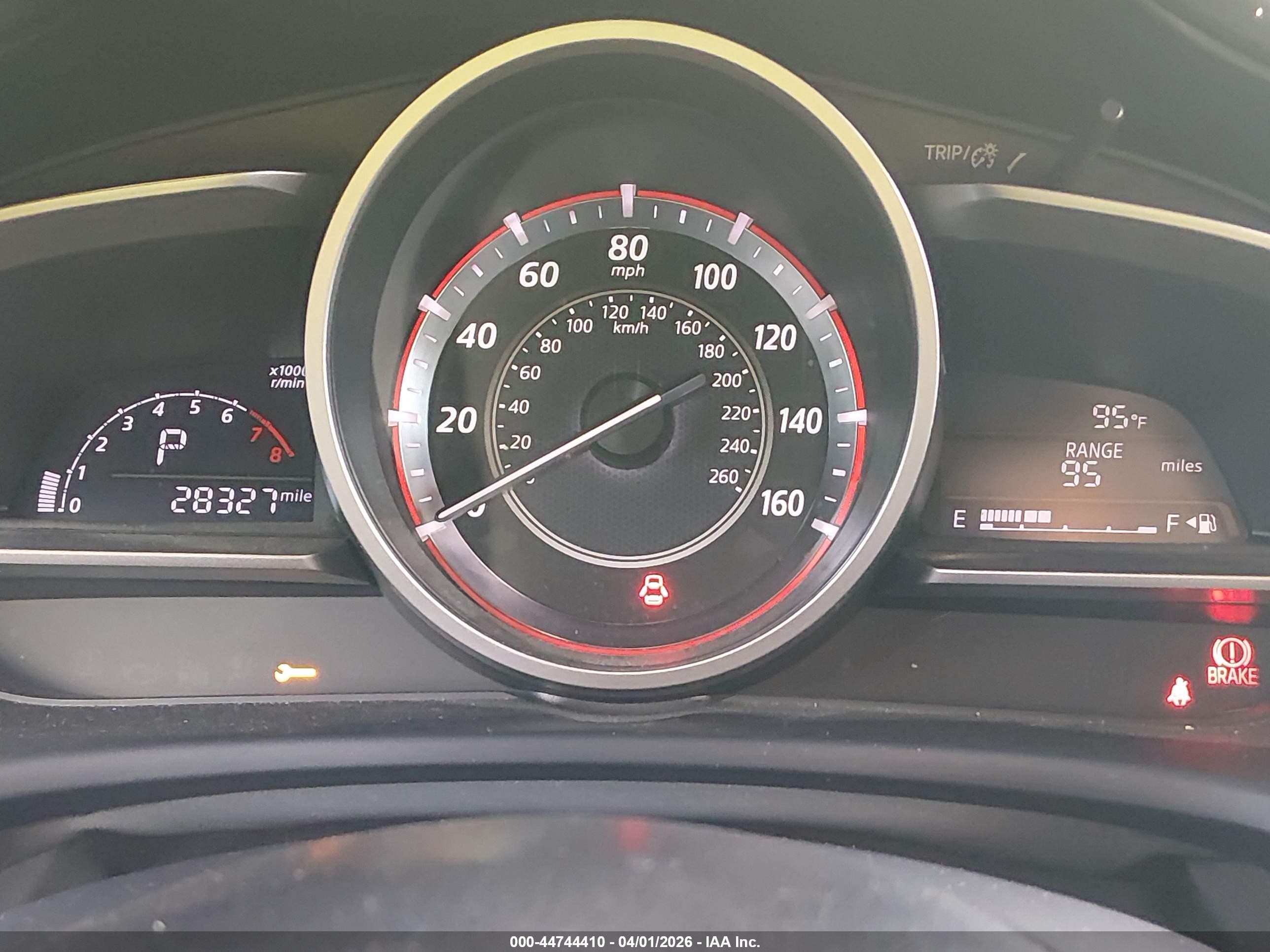 2016 Mazda Mazda3 I Sport Серебряный vin: JM1BM1J70G1333933