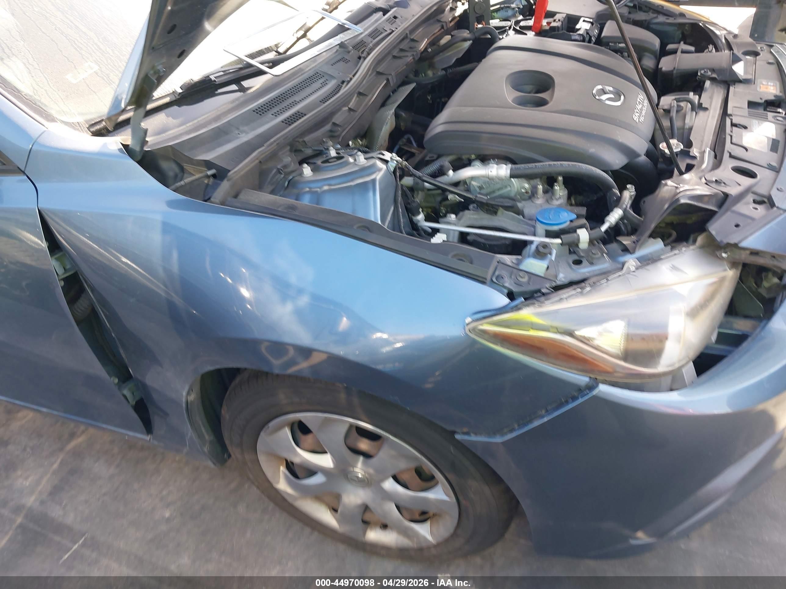 2014 Mazda Mazda3 I Sport Teal vin: JM1BM1K70E1200648