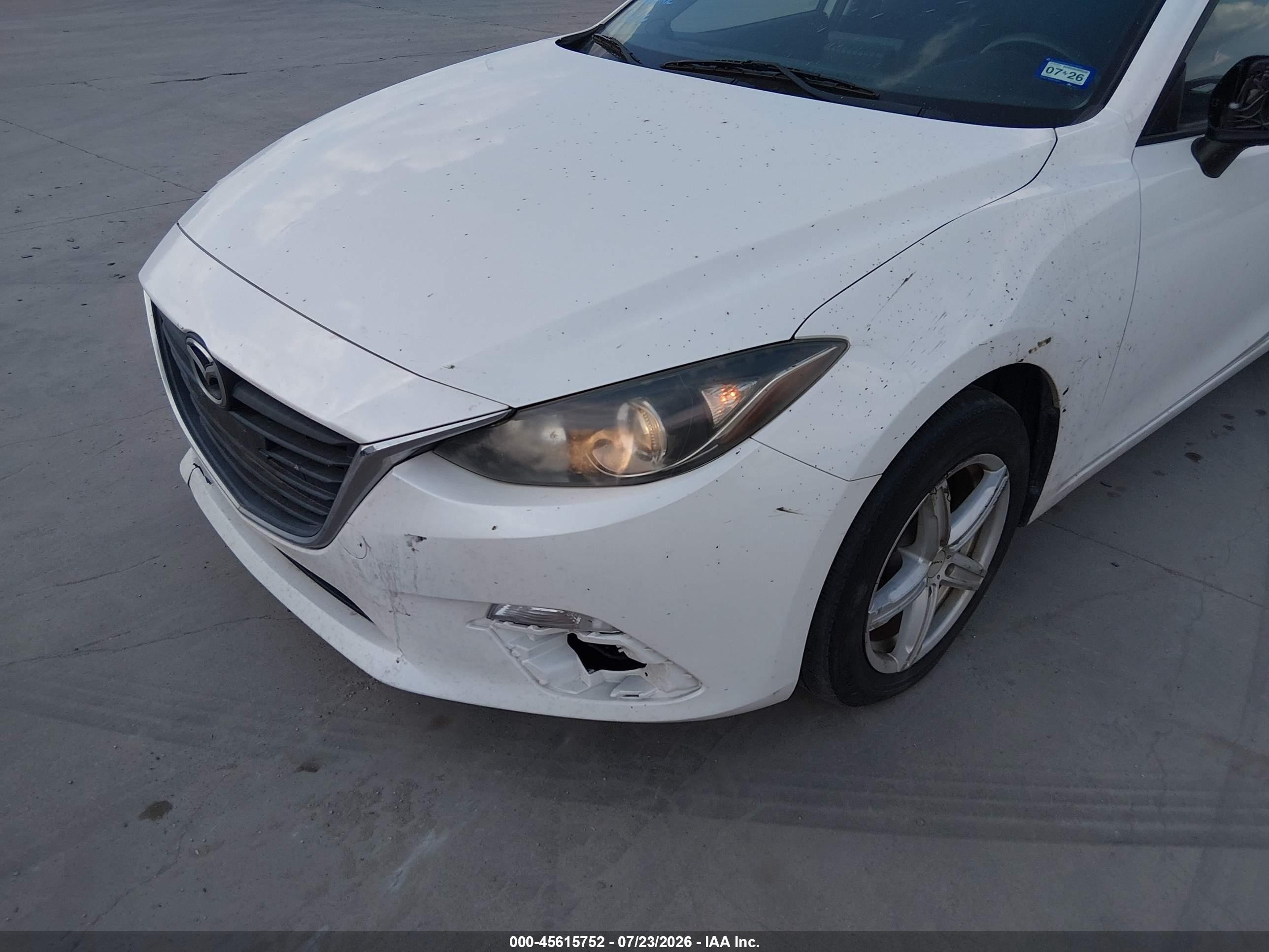 2014 Mazda Mazda3 I Sport White vin: JM1BM1K71E1203168