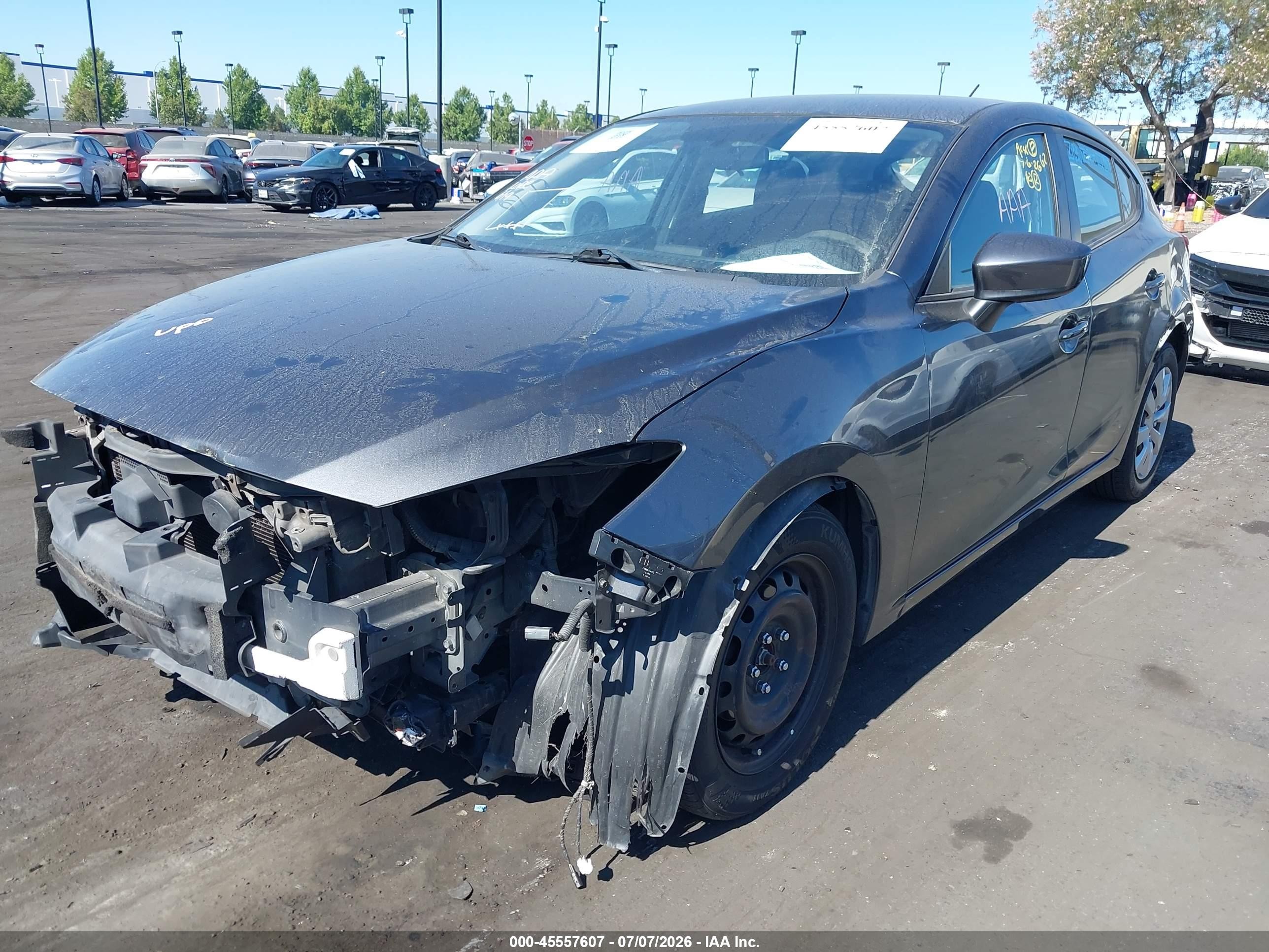 2014 Mazda Mazda3 I Sport Серый vin: JM1BM1K72E1172528