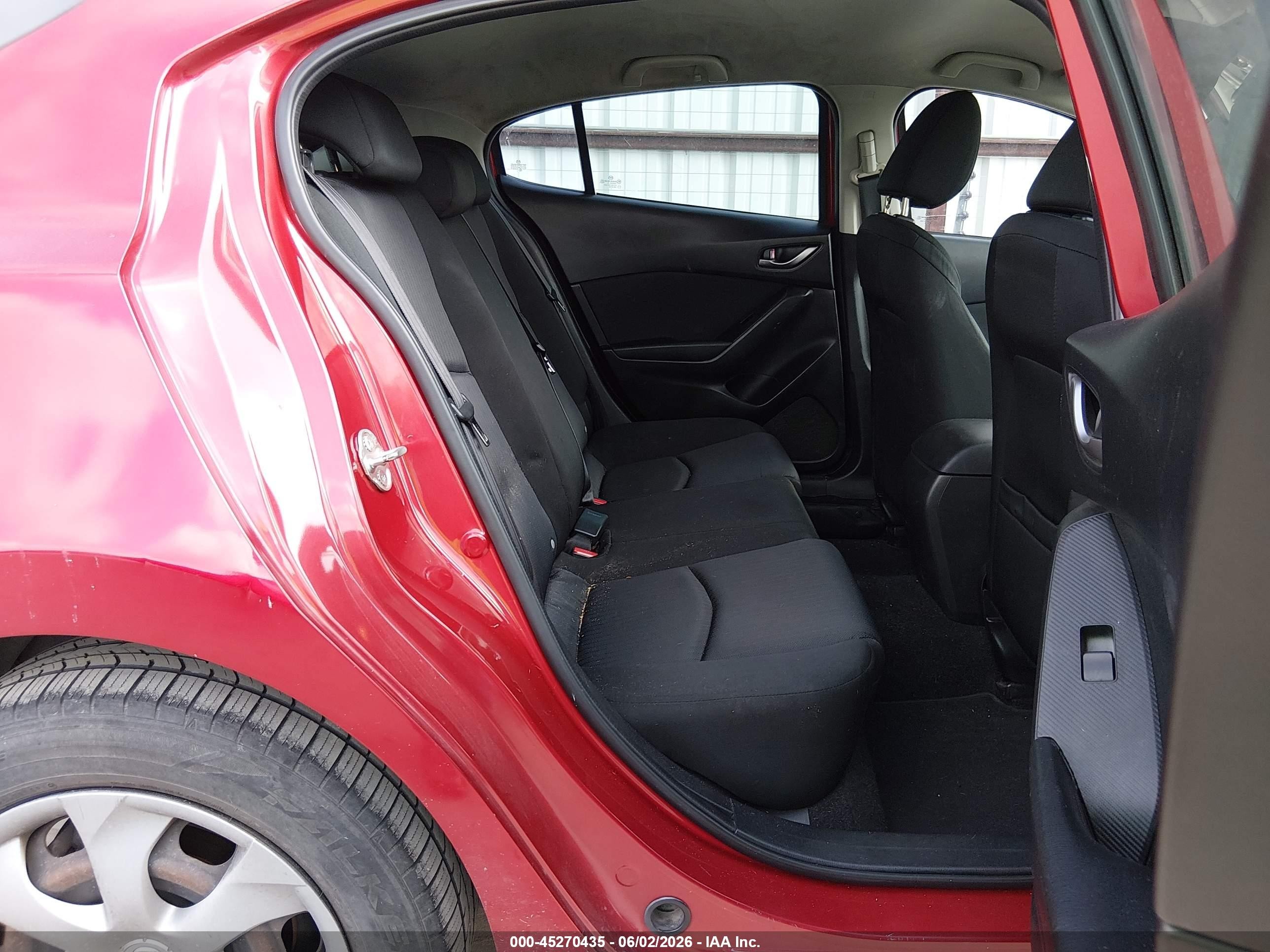 2015 Mazda Mazda3 I Sport Красный vin: JM1BM1K72F1258794