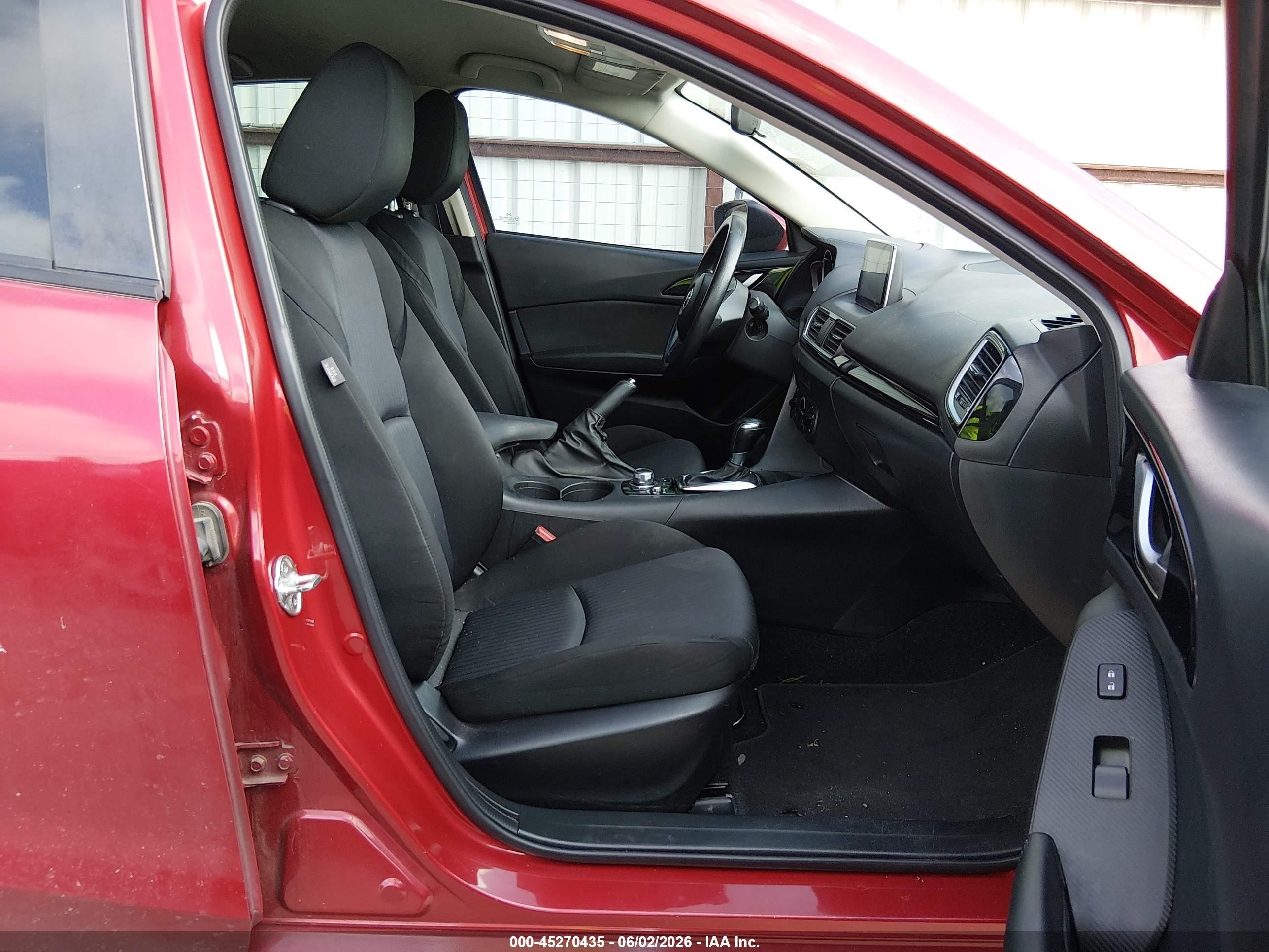 2015 Mazda Mazda3 I Sport Красный vin: JM1BM1K72F1258794