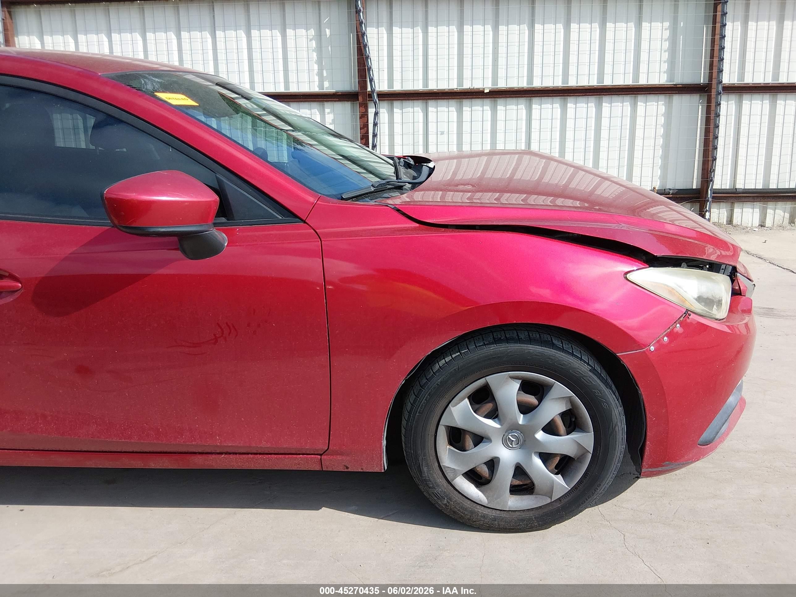 2015 Mazda Mazda3 I Sport Красный vin: JM1BM1K72F1258794