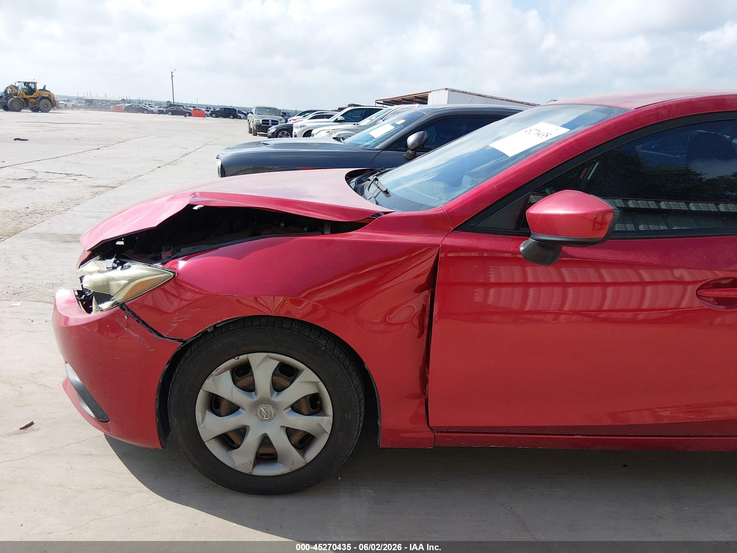 2015 Mazda Mazda3 I Sport Красный vin: JM1BM1K72F1258794