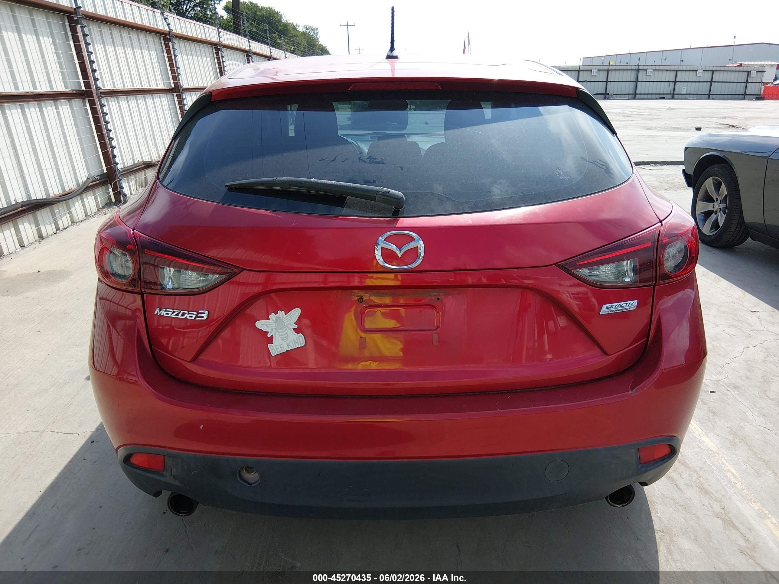 2015 Mazda Mazda3 I Sport Красный vin: JM1BM1K72F1258794