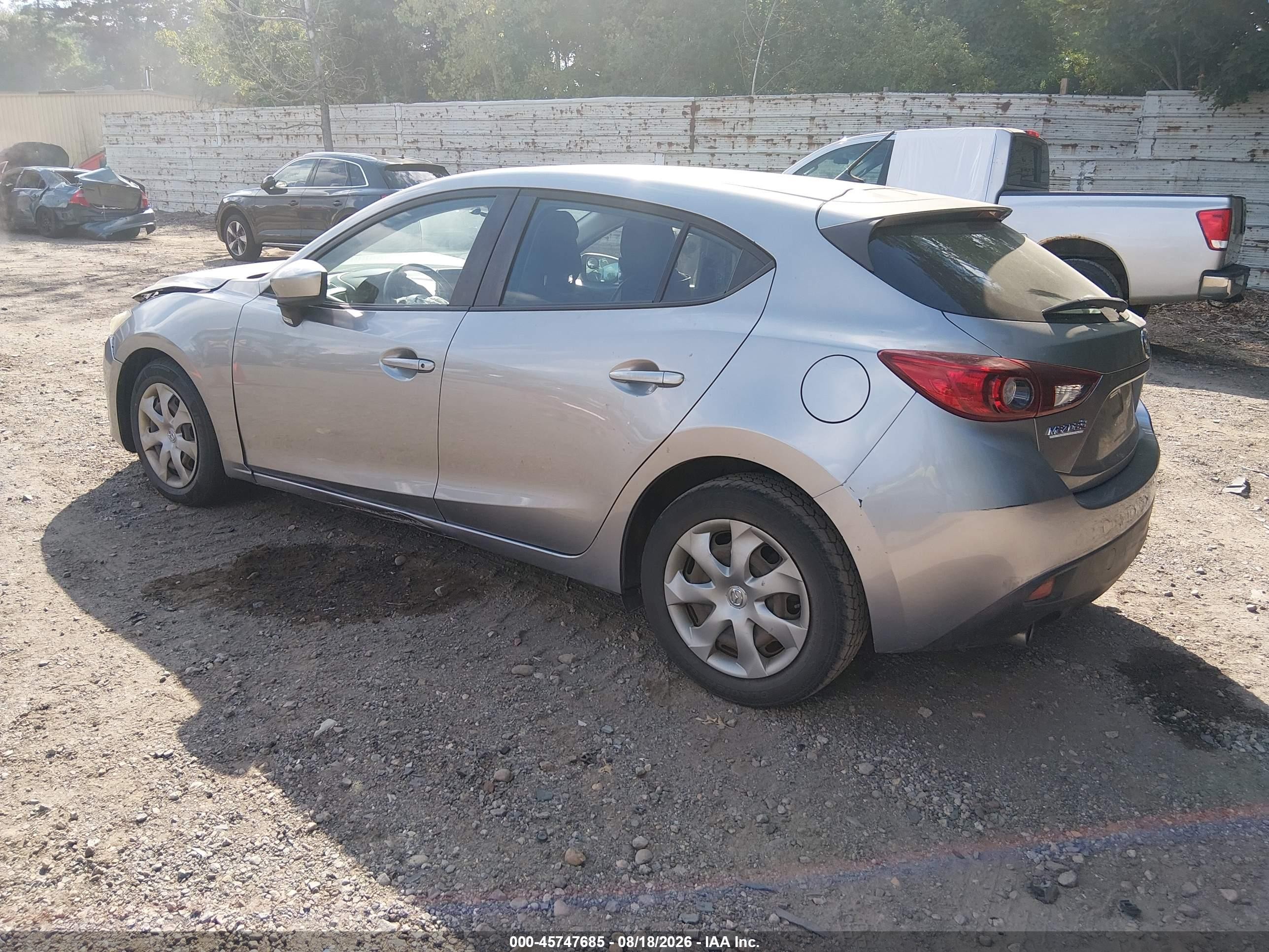 2015 Mazda Mazda3 I Sport Серебряный vin: JM1BM1K72F1271285