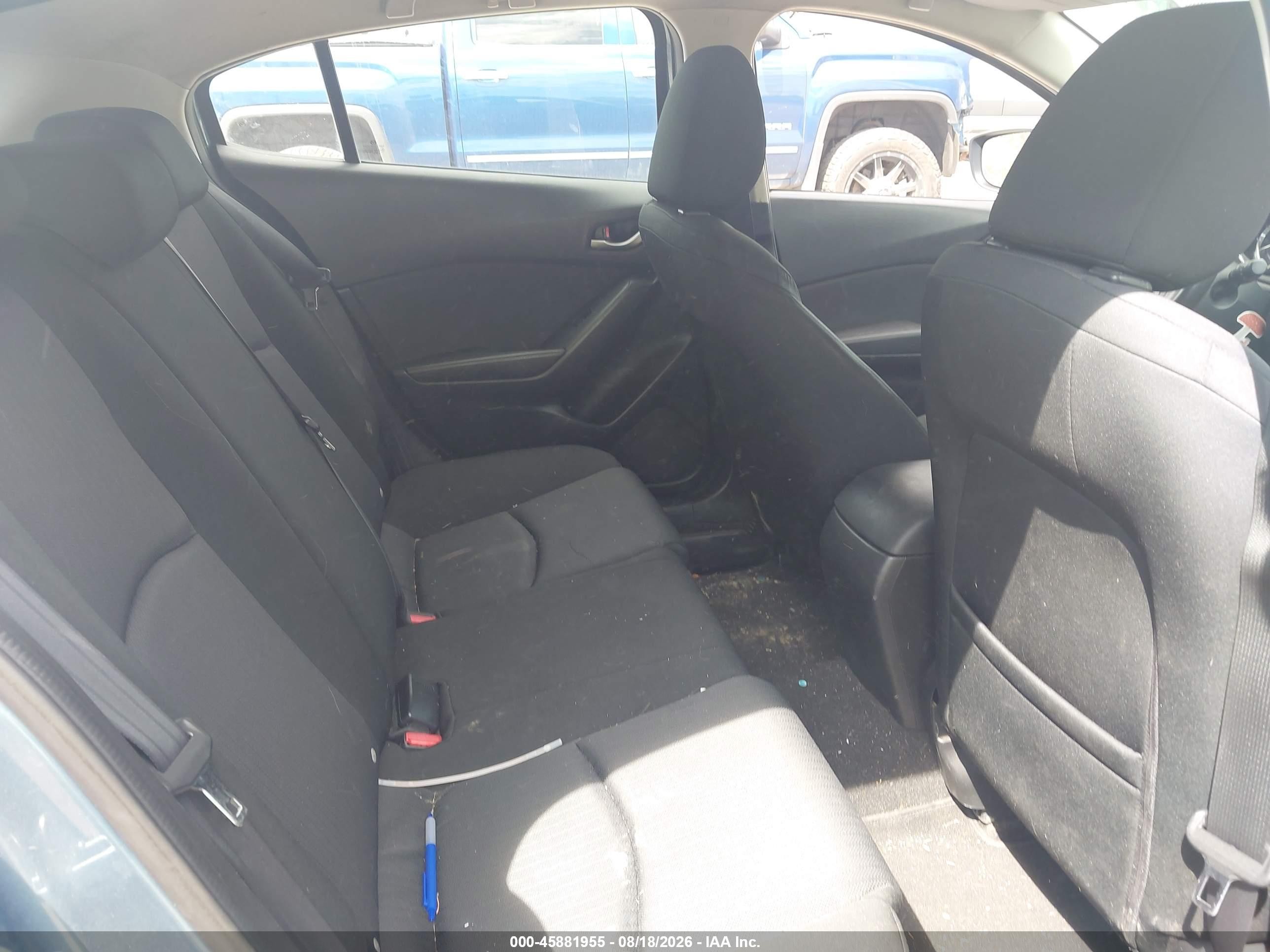 2014 Mazda Mazda3 I Sport Синий vin: JM1BM1K73E1171002